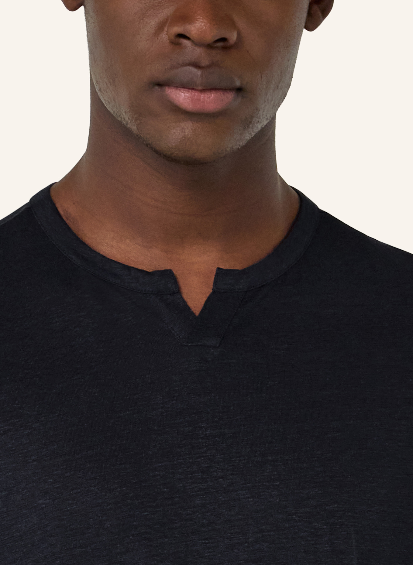 BOGGI MILANO T-Shirt aus Leinen: DUNKELBLAU