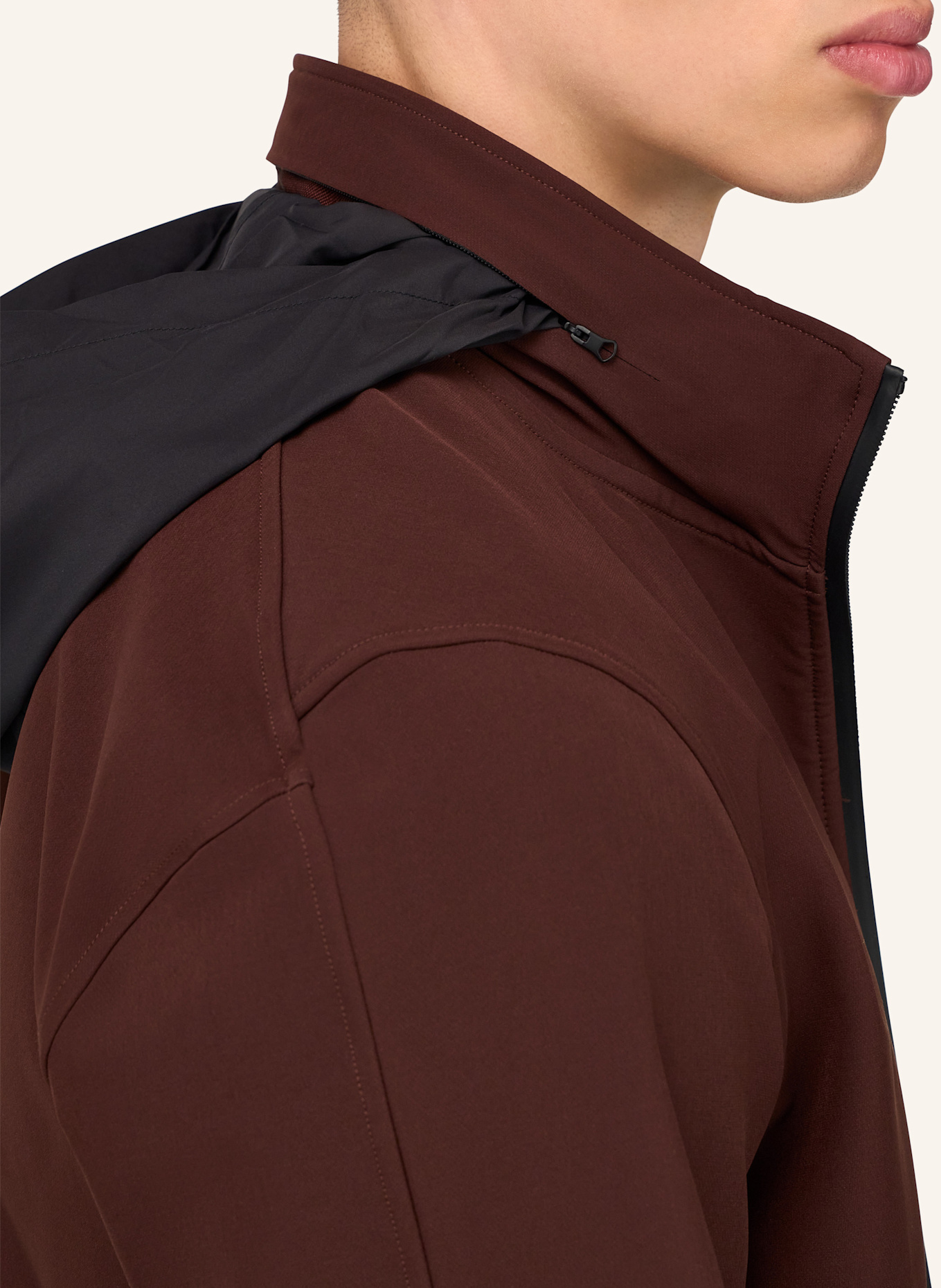 BOGGI MILANO Funktionsjacke: BRAUN