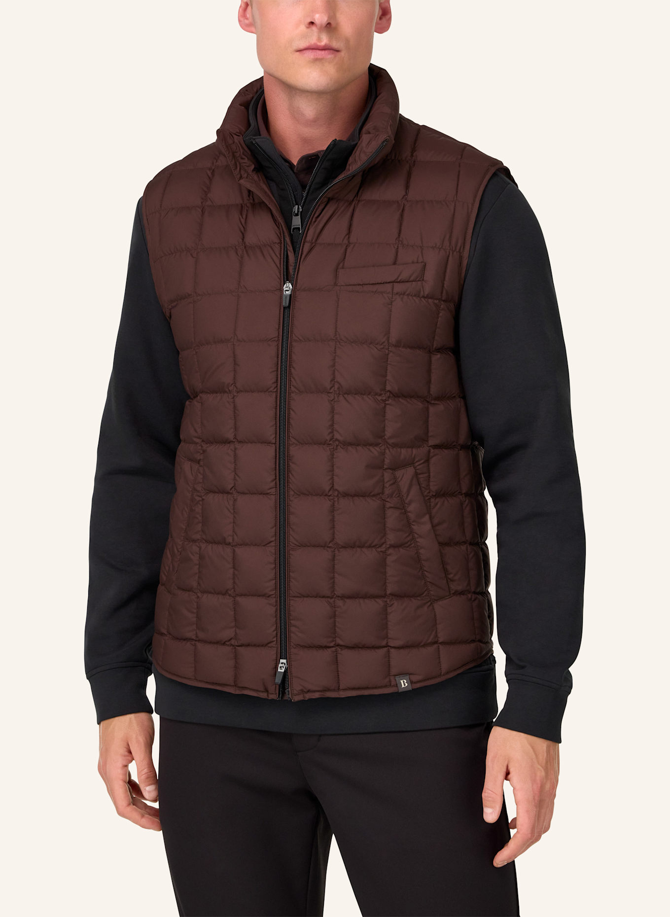 BOGGI MILANO Daunenweste: DUNKELBRAUN