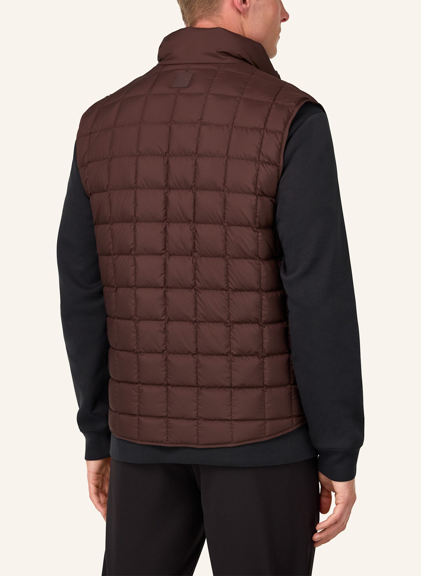 BOGGI MILANO Daunenweste: DUNKELBRAUN