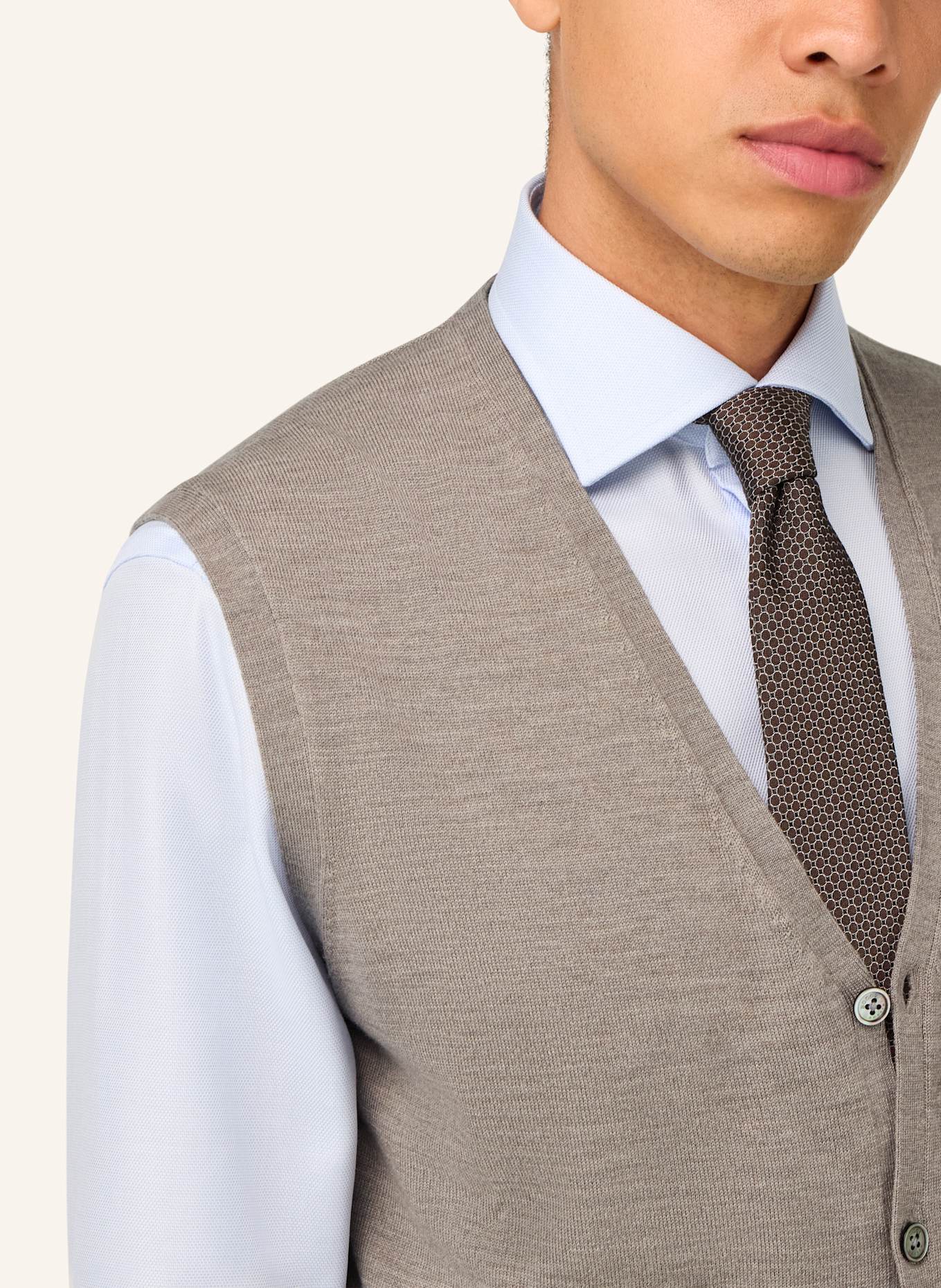 BOGGI MILANO Knitted Merino Waistcoat: BEIGE