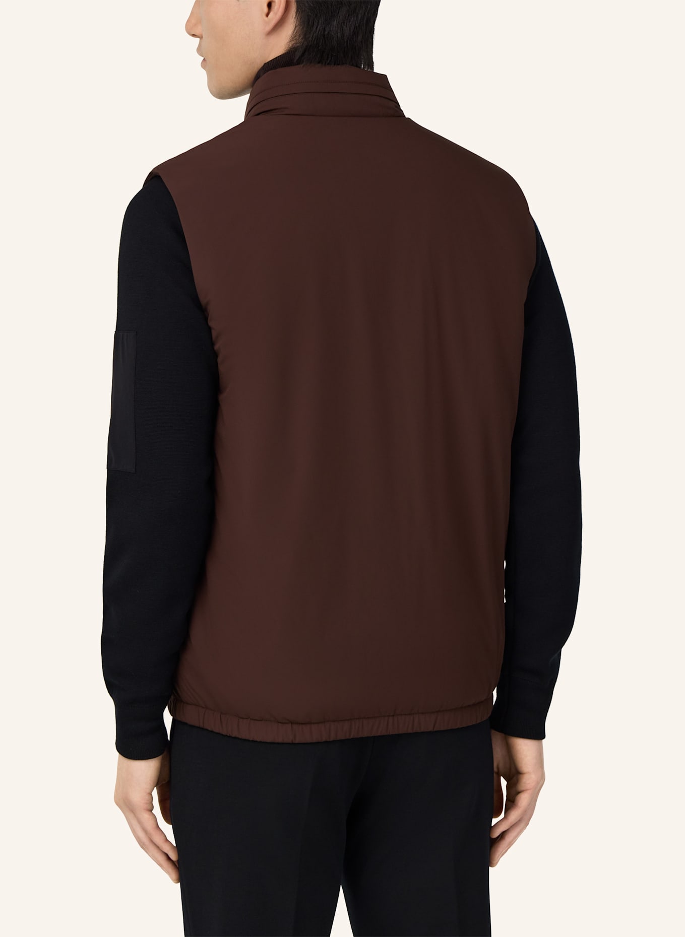 BOGGI MILANO Technical Fabric Gilet: BRAUN