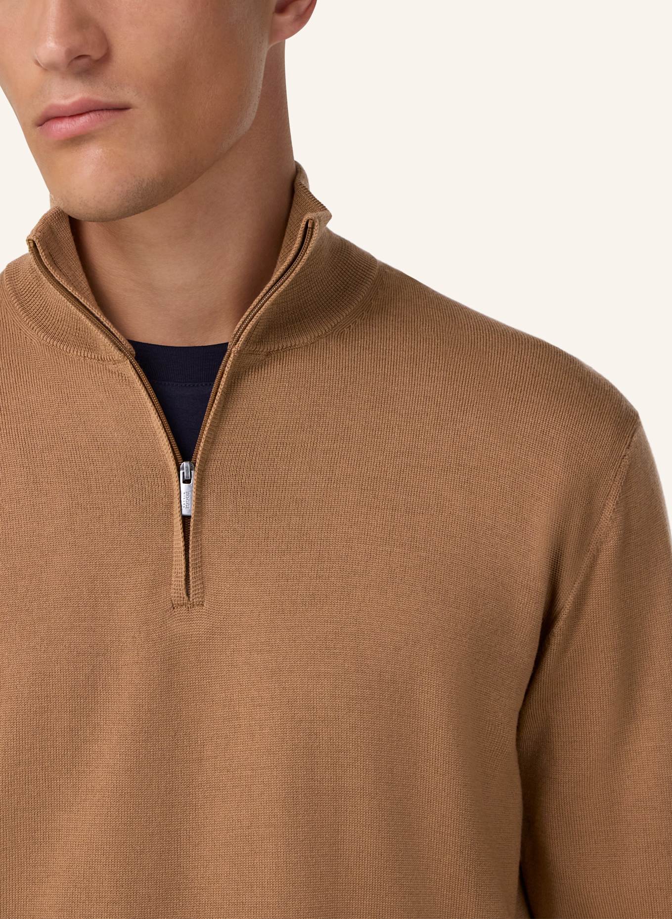 BOGGI MILANO Troyer: BRAUN