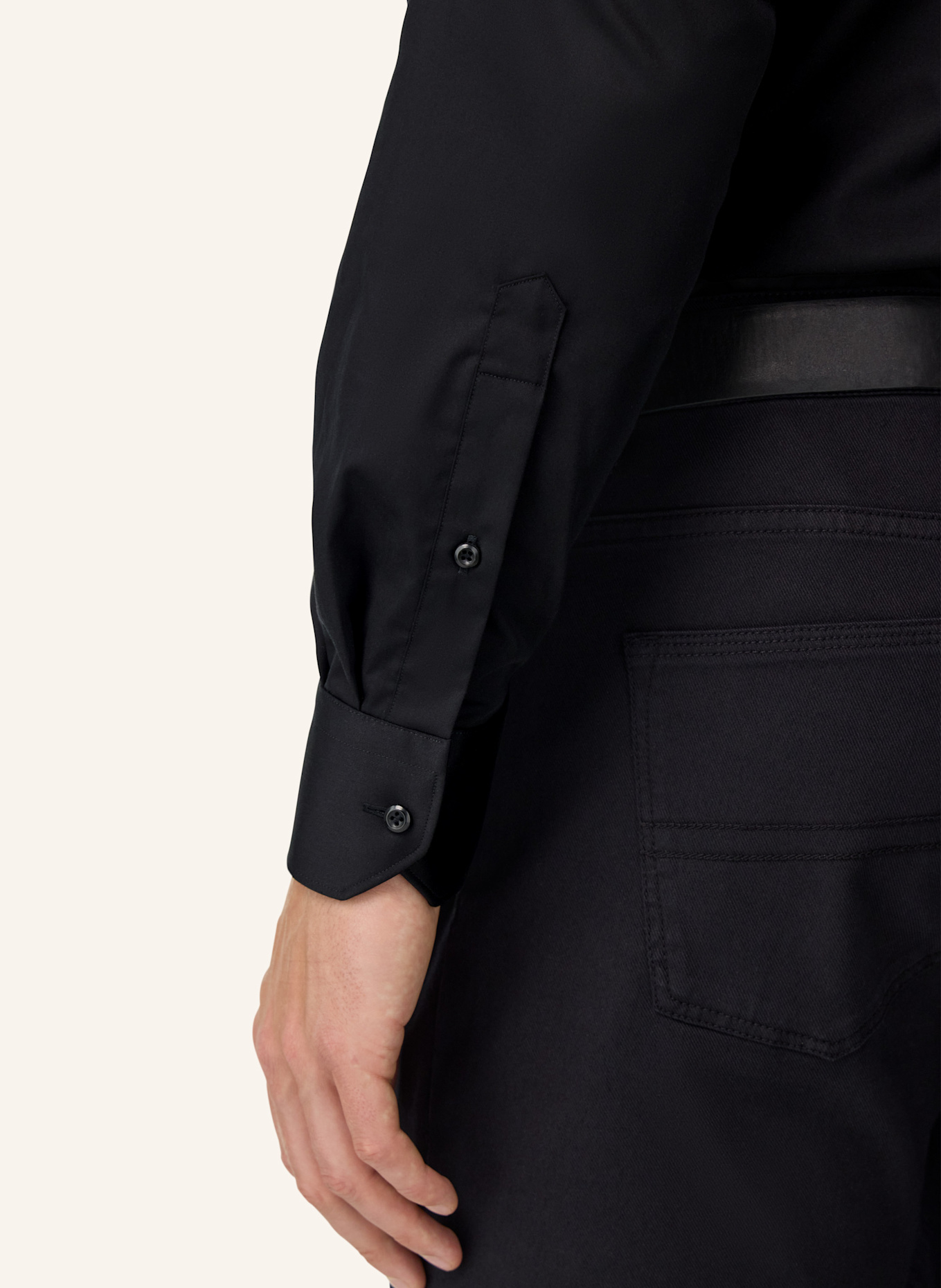 BOGGI MILANO Regular Fit Cotton Satin Shirt: SCHWARZ