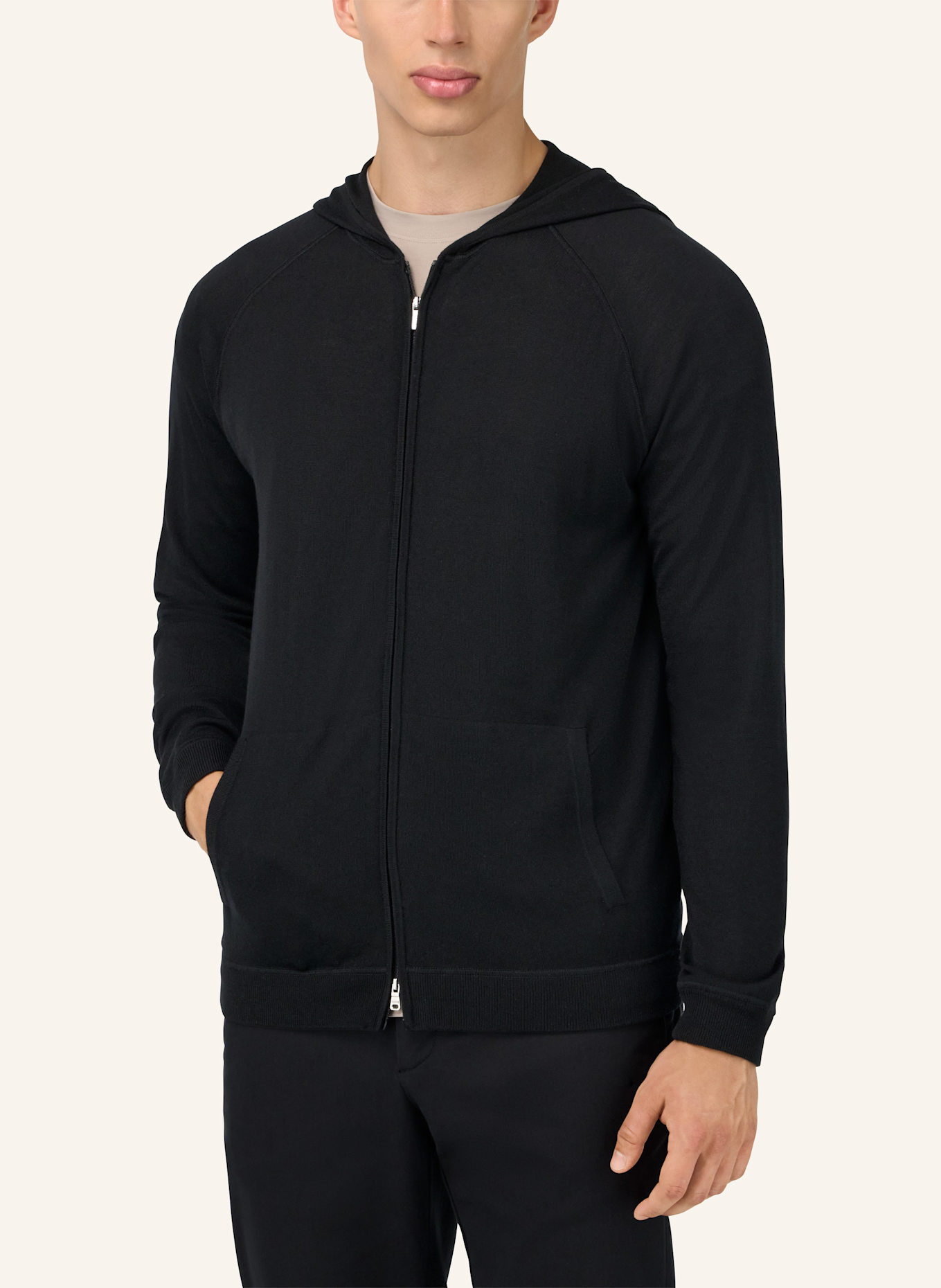 BOGGI MILANO Strickjacke: SCHWARZ