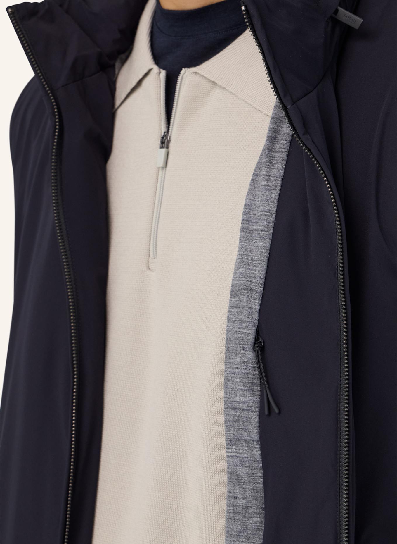 BOGGI MILANO Technical Fabric Gilet: BLAU