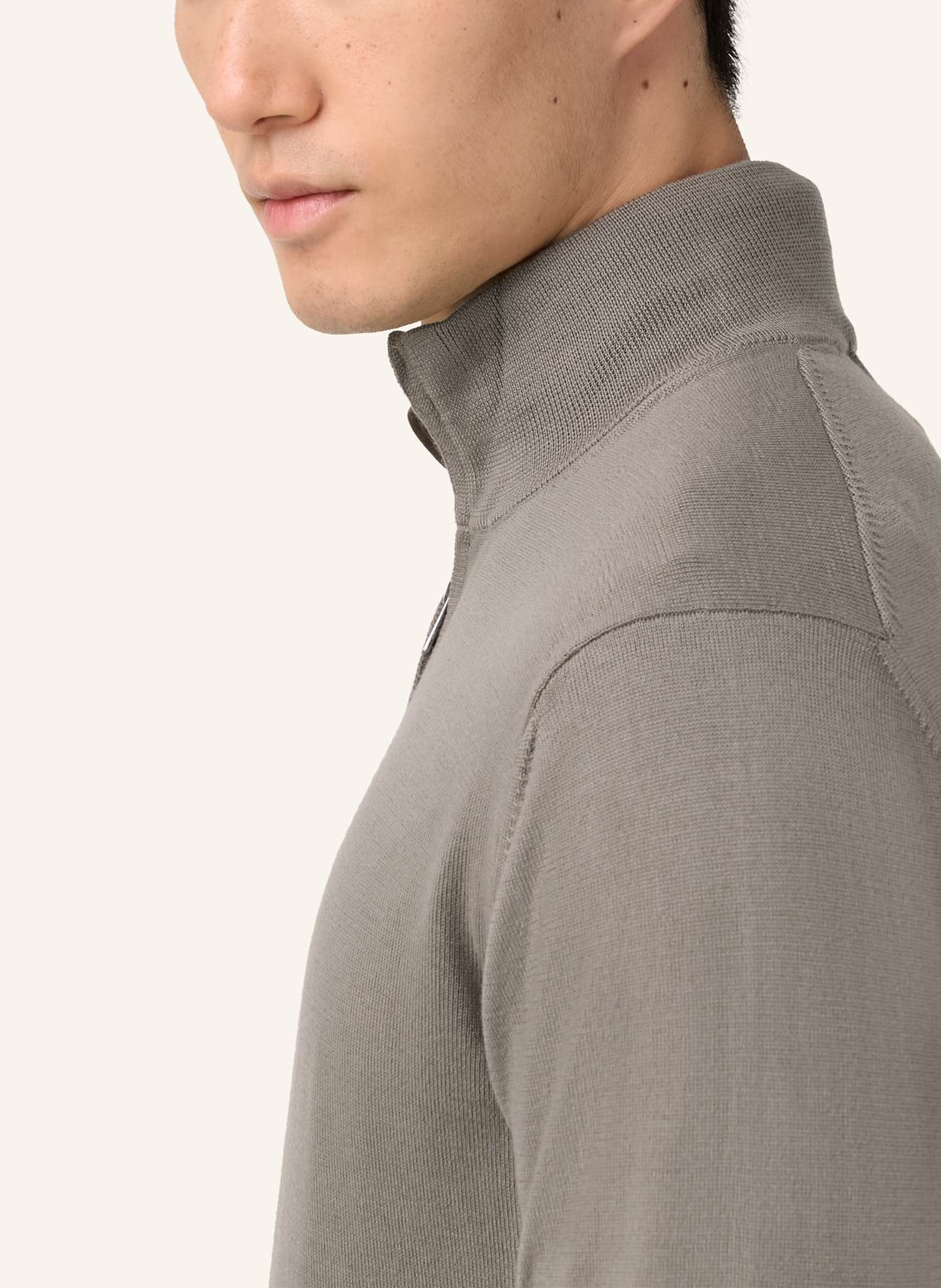 BOGGI MILANO Troyer: BEIGE