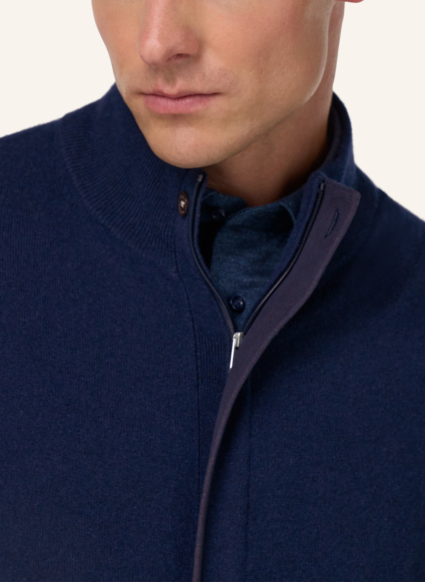 BOGGI MILANO Rollkragenpullover aus Cashmere: BLAU