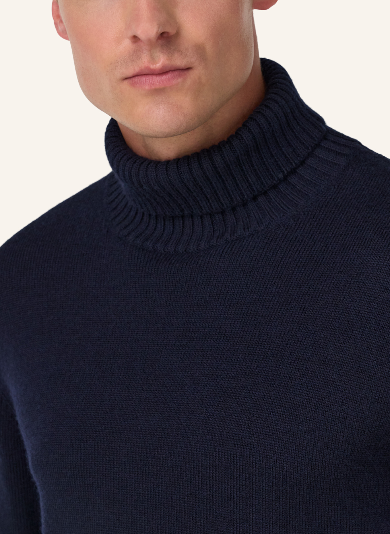 BOGGI MILANO Rollkragenpullover: BLAU