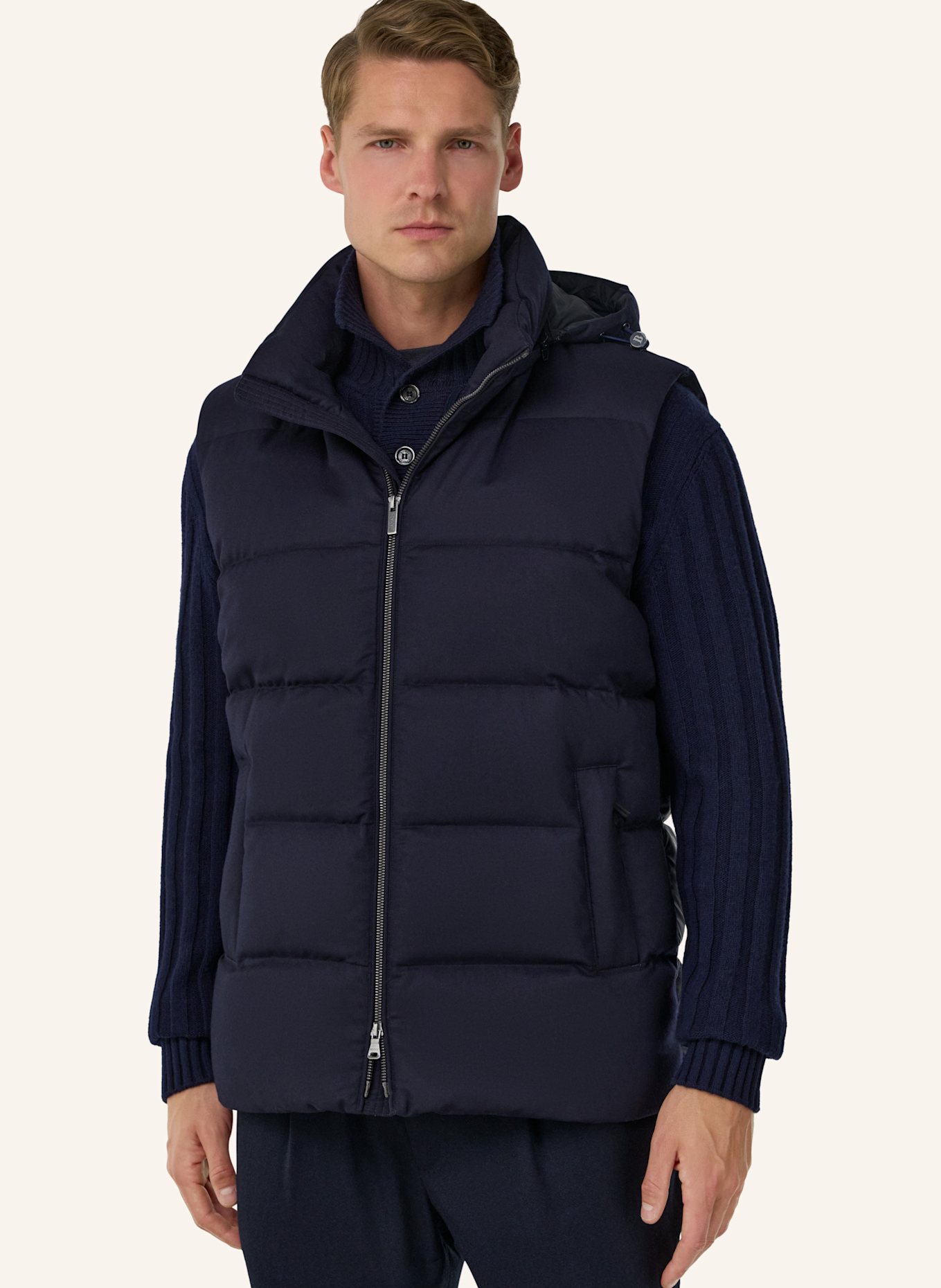 BOGGI MILANO Daunenweste aus Cashmere: BLAU