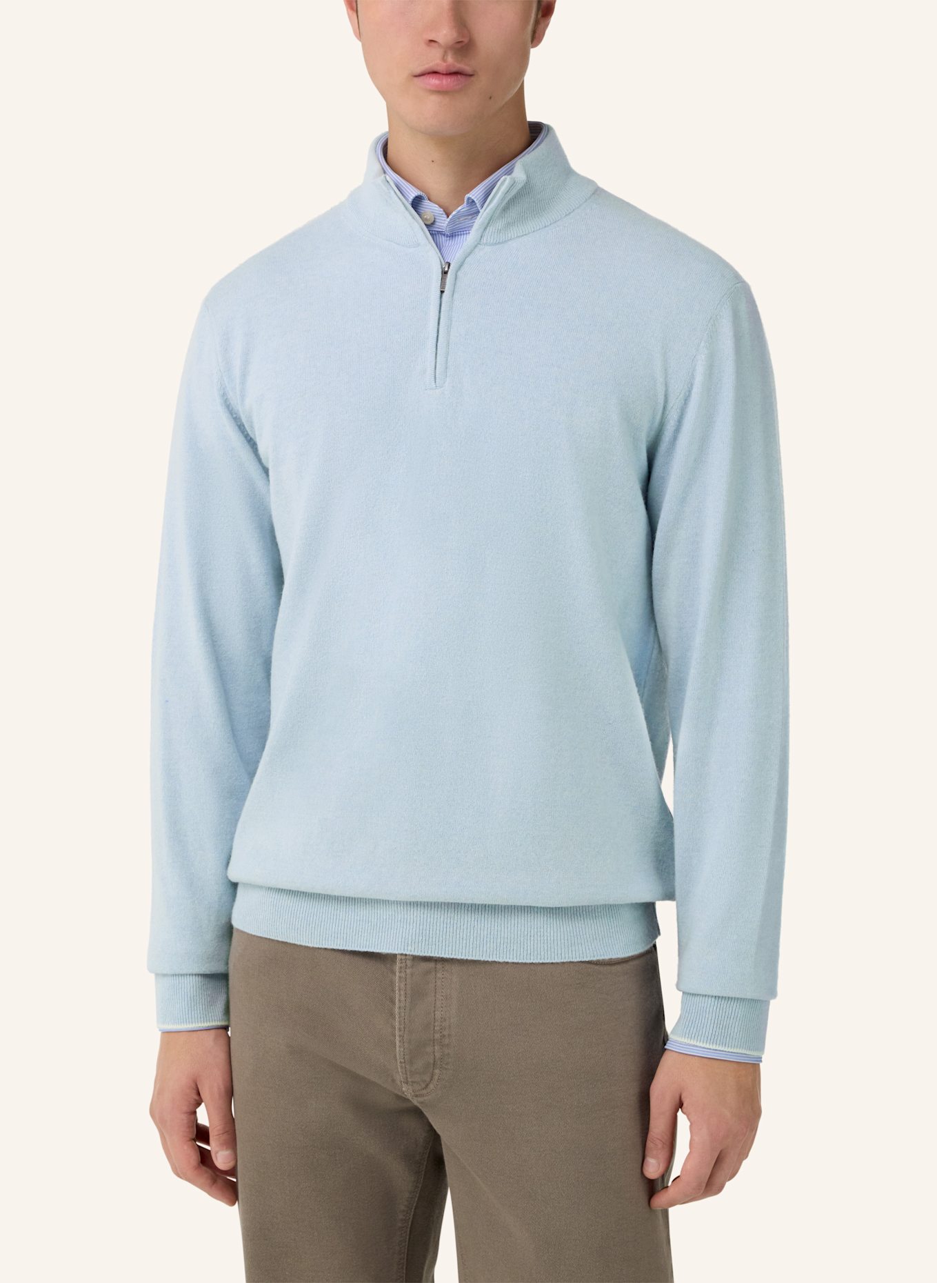 BOGGI MILANO Pullover: HELLBLAU