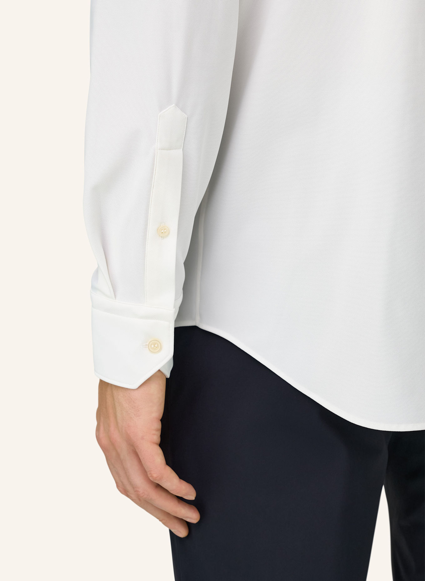 BOGGI MILANO Overshirt: WEISS