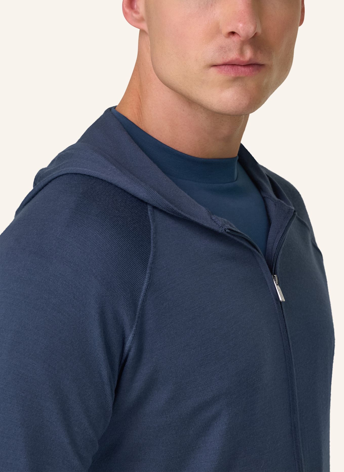 BOGGI MILANO Pullover: BLAU