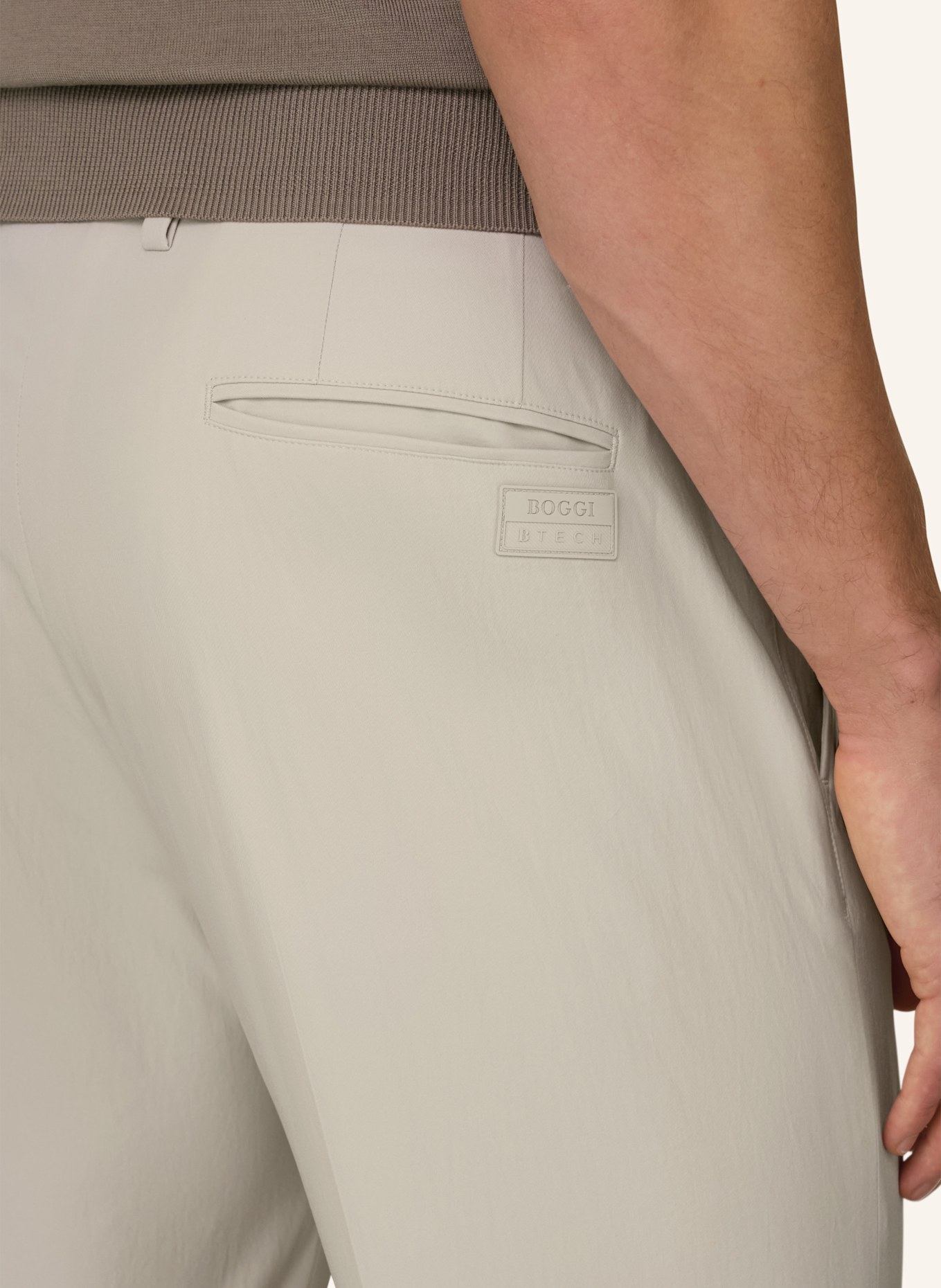 BOGGI MILANO Cordhose: BRAUN