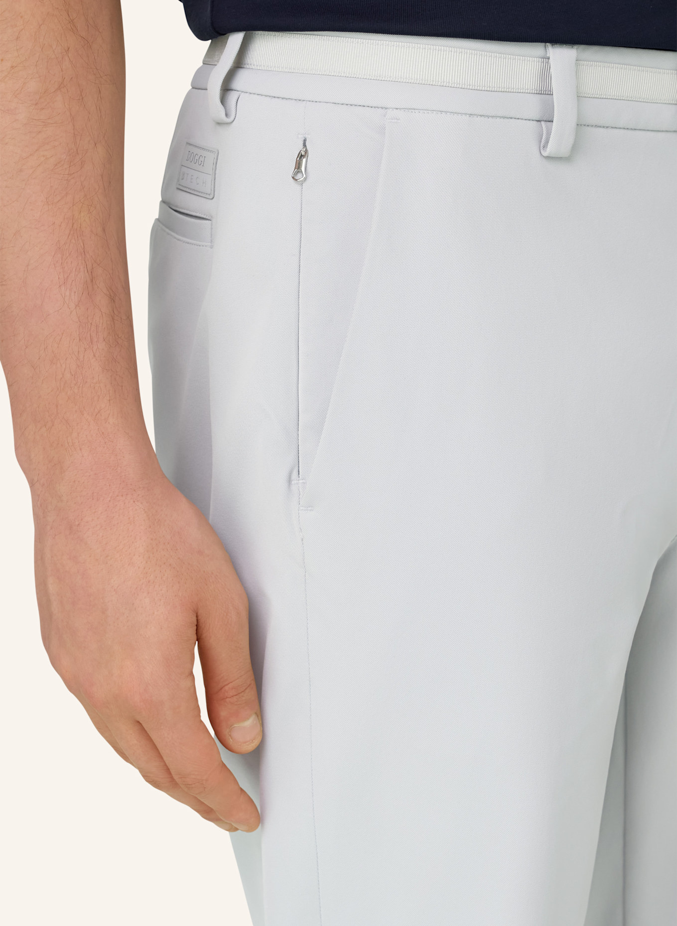 BOGGI MILANO Cordhose: WEISS