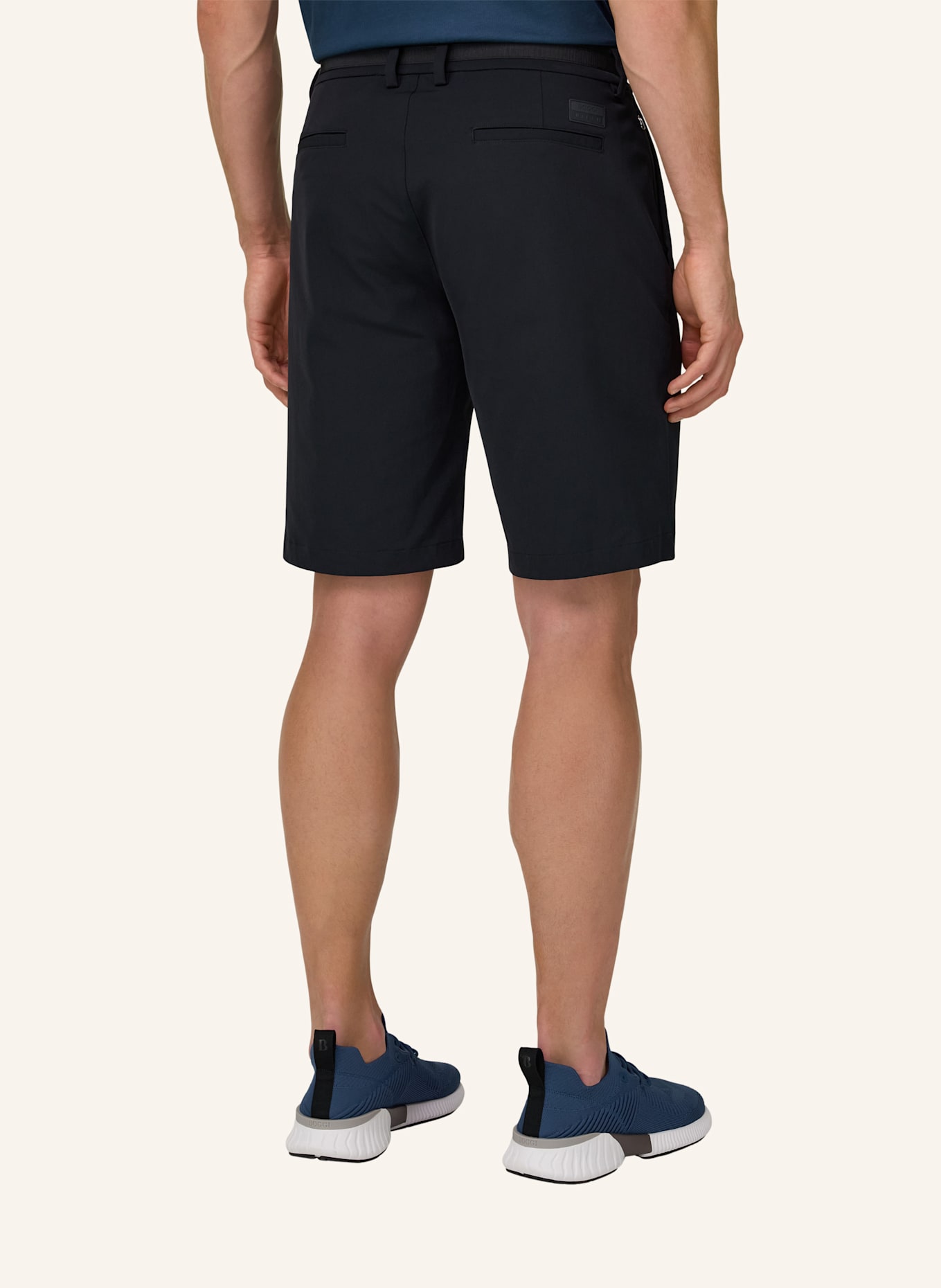 BOGGI MILANO Leinenshorts: BLAU