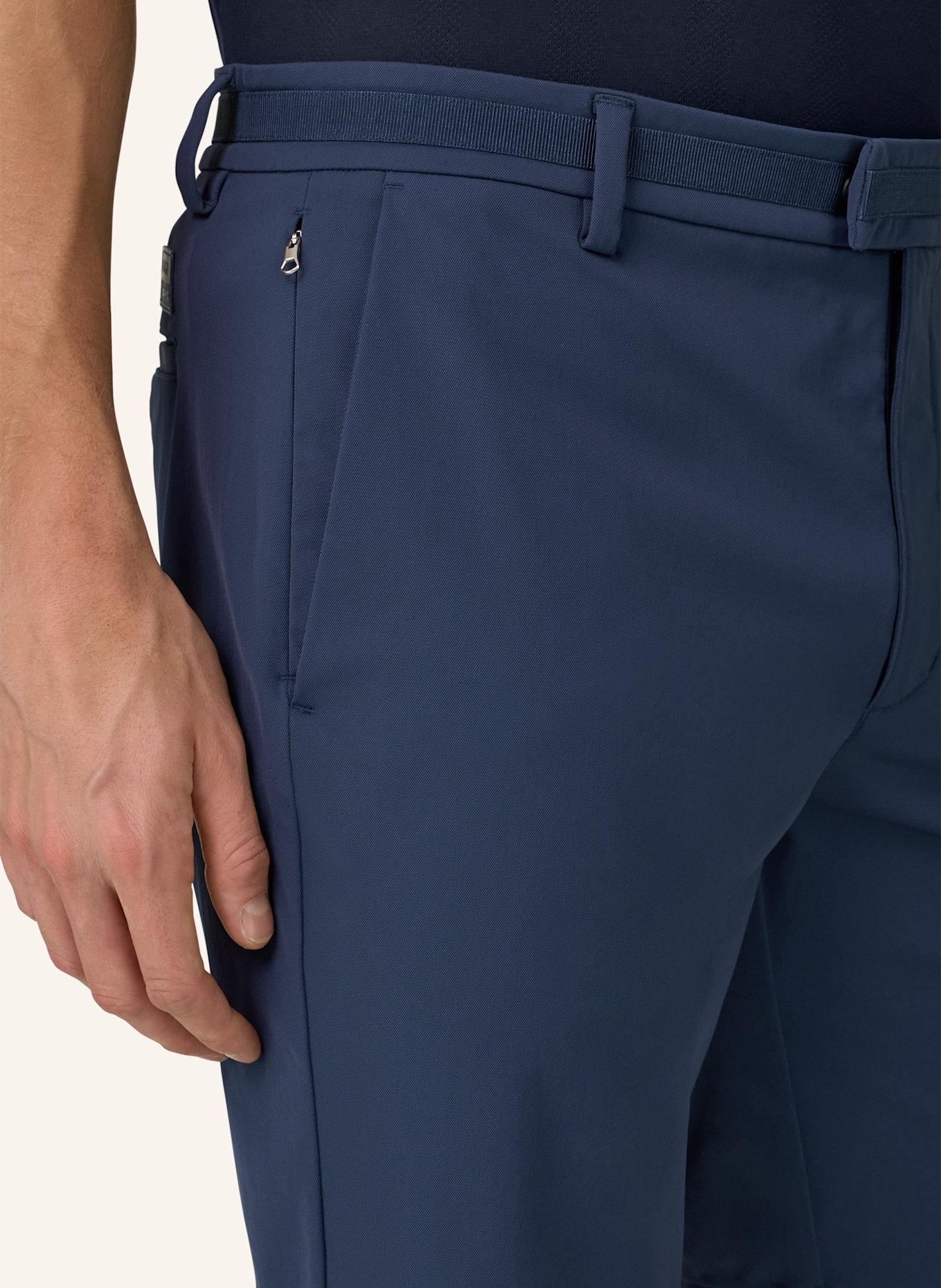 BOGGI MILANO Leinenshorts: BLAU