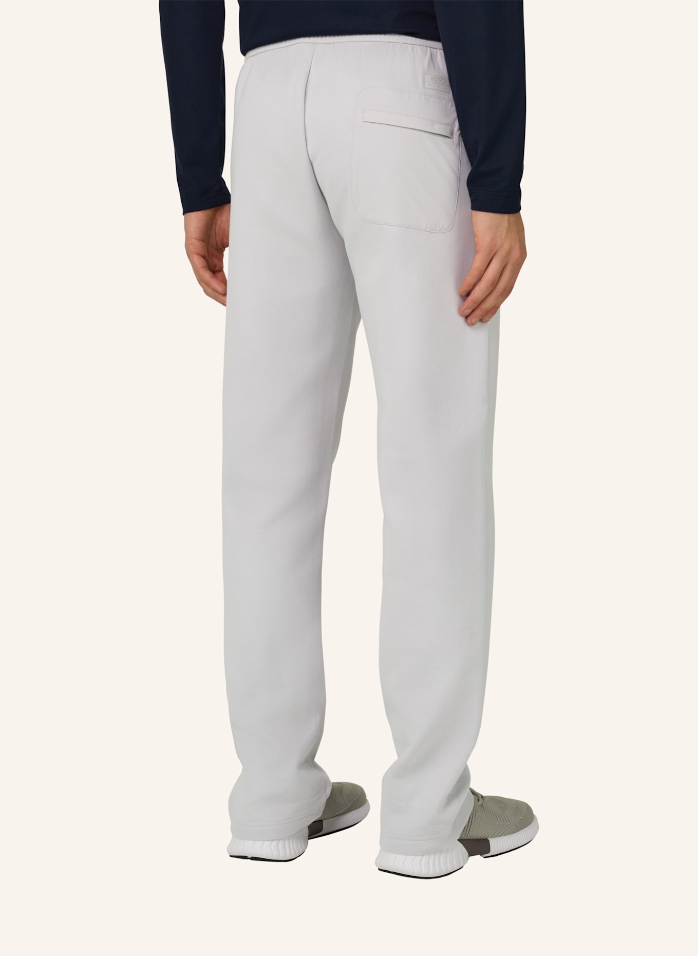 BOGGI MILANO Sweatpants: WEISS