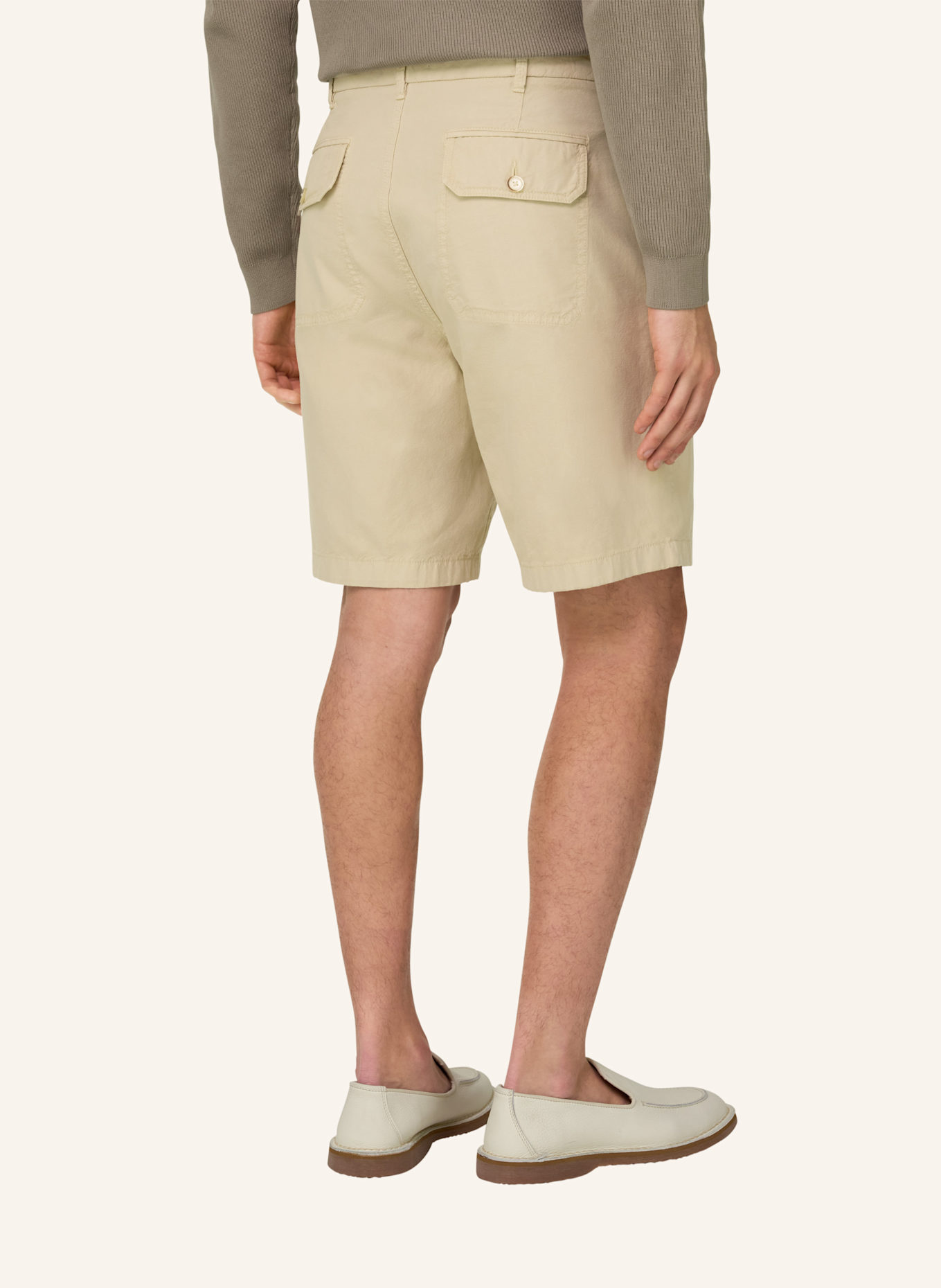 BOGGI MILANO Leinenshorts: BRAUN