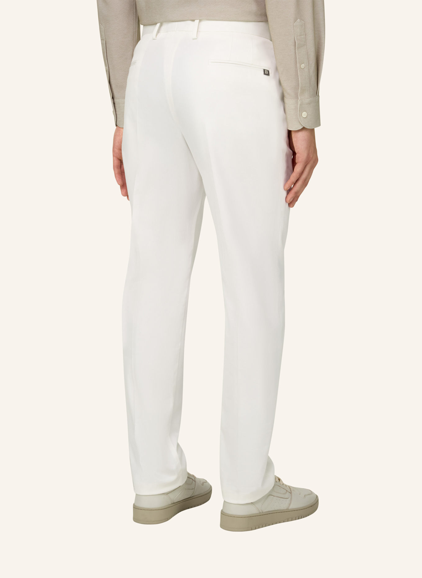 BOGGI MILANO Cordhose: WEISS