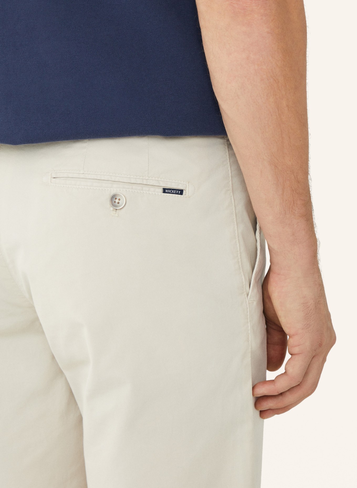 HACKETT LONDON Chino ULTRA LW CHINO SHRT, Farbe: BEIGE (Bild 5)