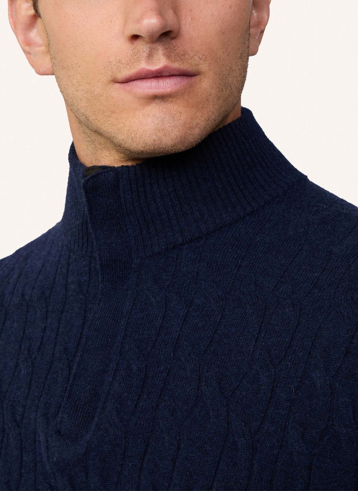 HACKETT LONDON Pullover LW CABLE HZIP, Farbe: BLAU (Bild 4)