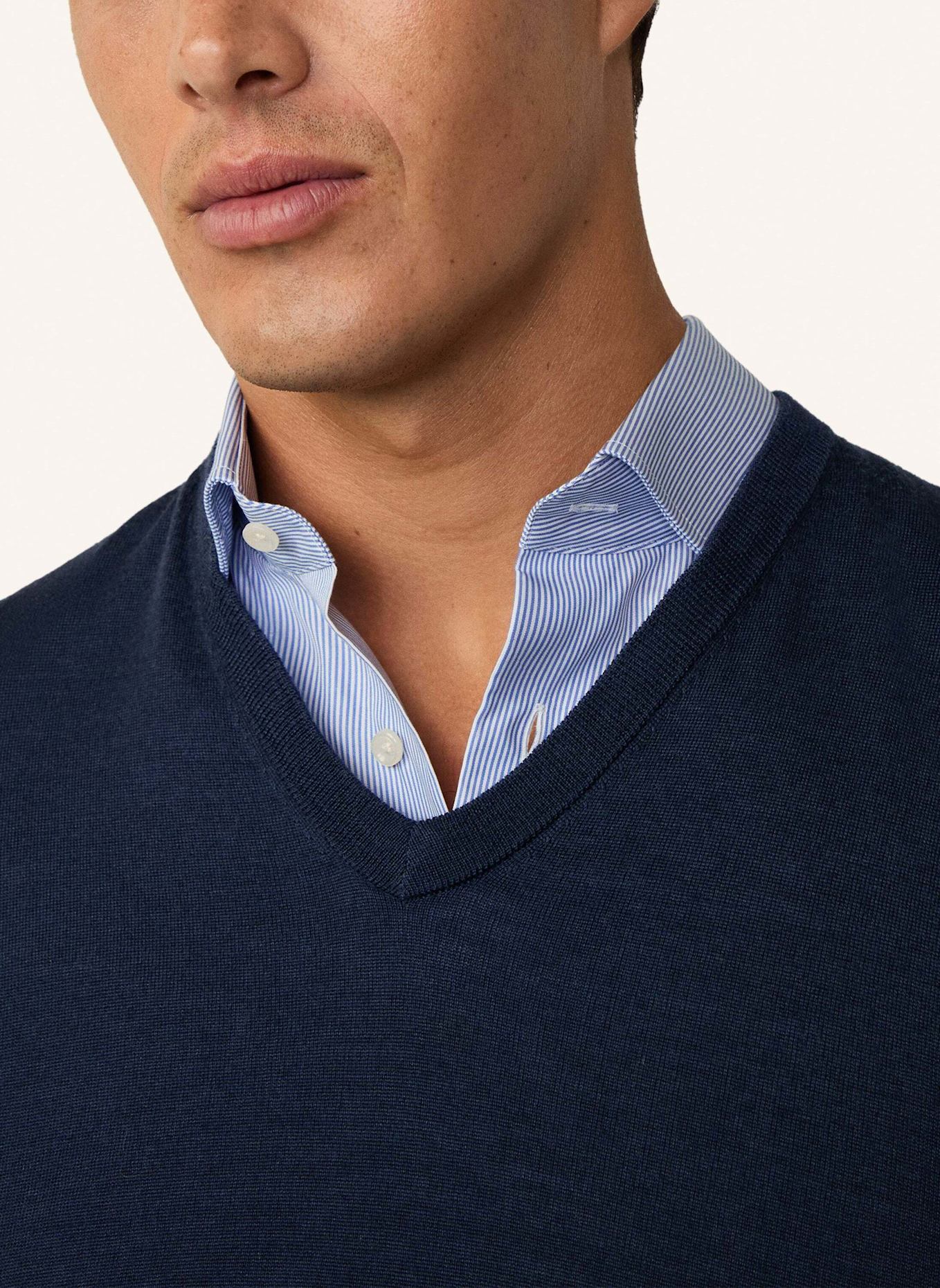 HACKETT LONDON Pullover GMD MERINO SILK V NCK, Farbe: DUNKELBLAU (Bild 4)