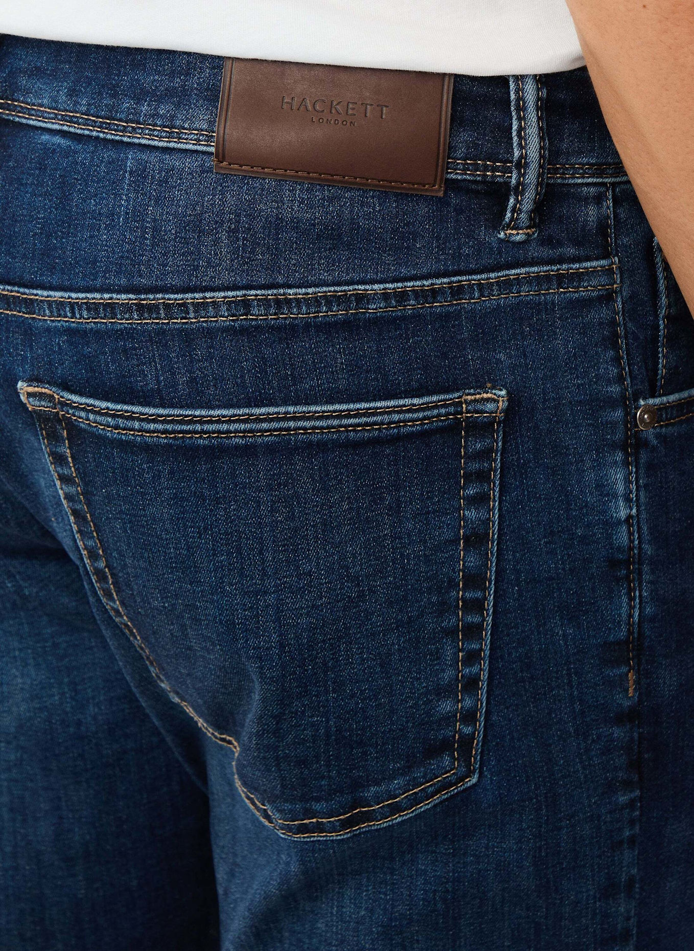 HACKETT LONDON Jeans POWERFLEX Newburg Slim Fit: DUNKELBLAU