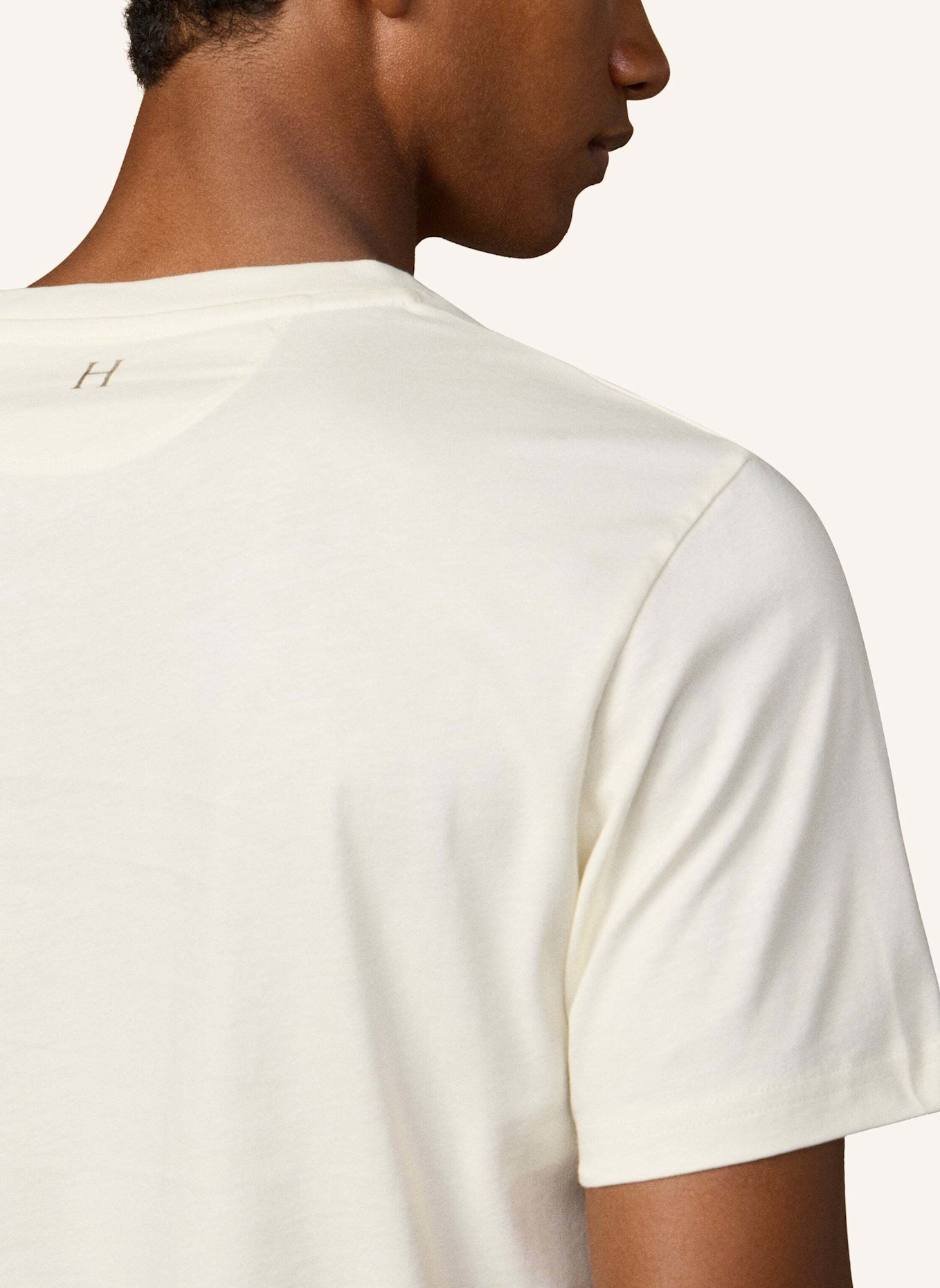 HACKETT LONDON T-Shirt HERITAGE ESS SMALL LGO: CREME