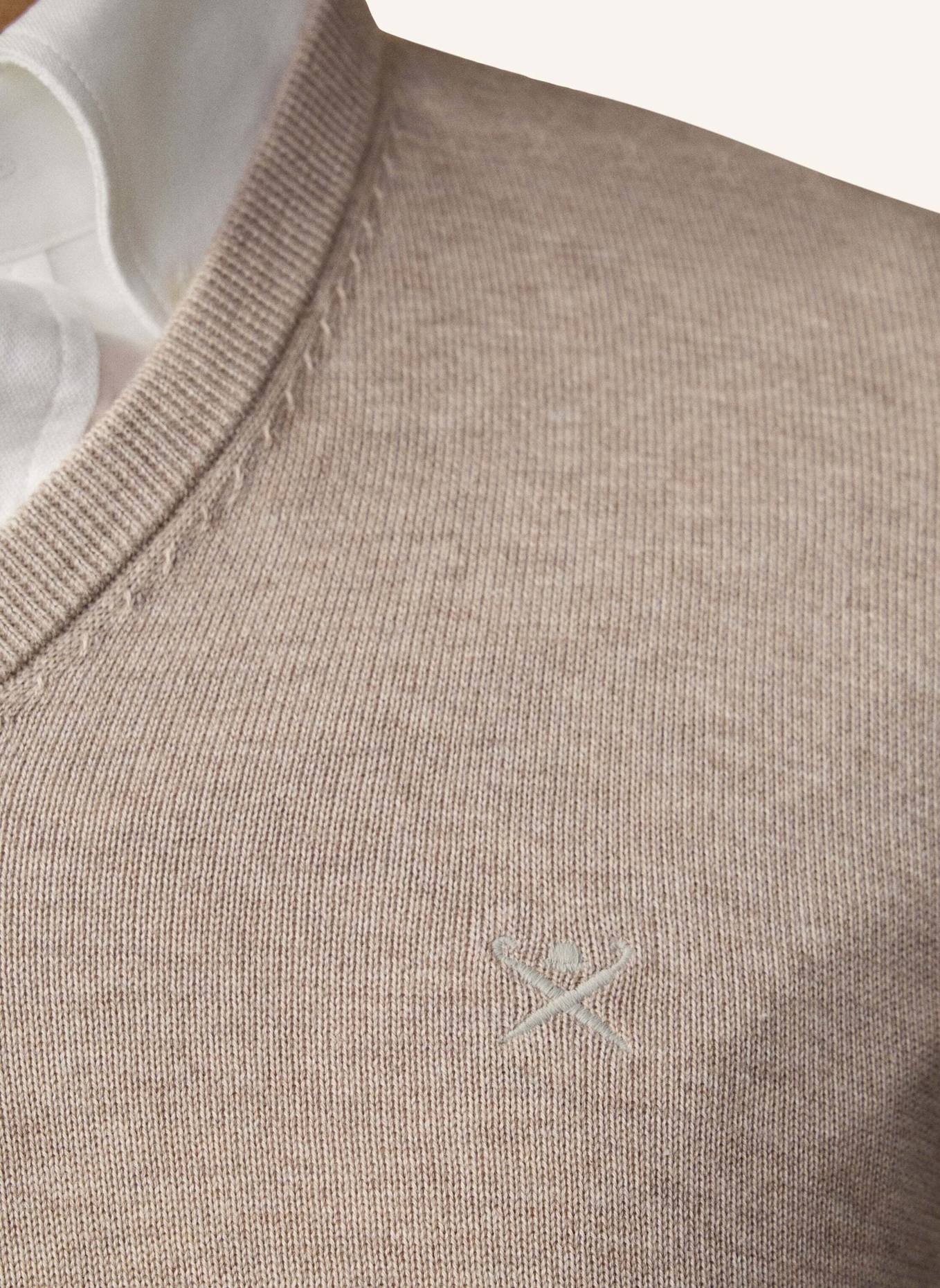 HACKETT LONDON Pullover ESS COTTON V NECK: BEIGE