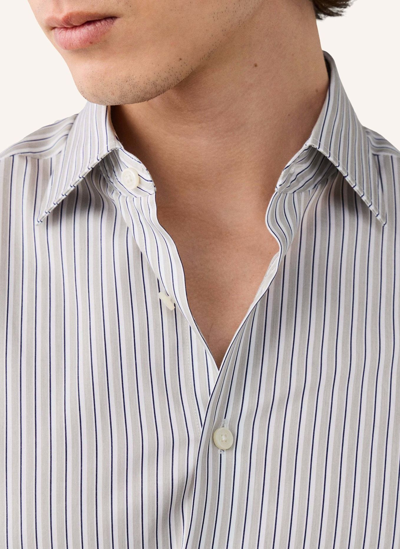 HACKETT LONDON Freizeithemd TRIO STRIPE: HELLGRAU