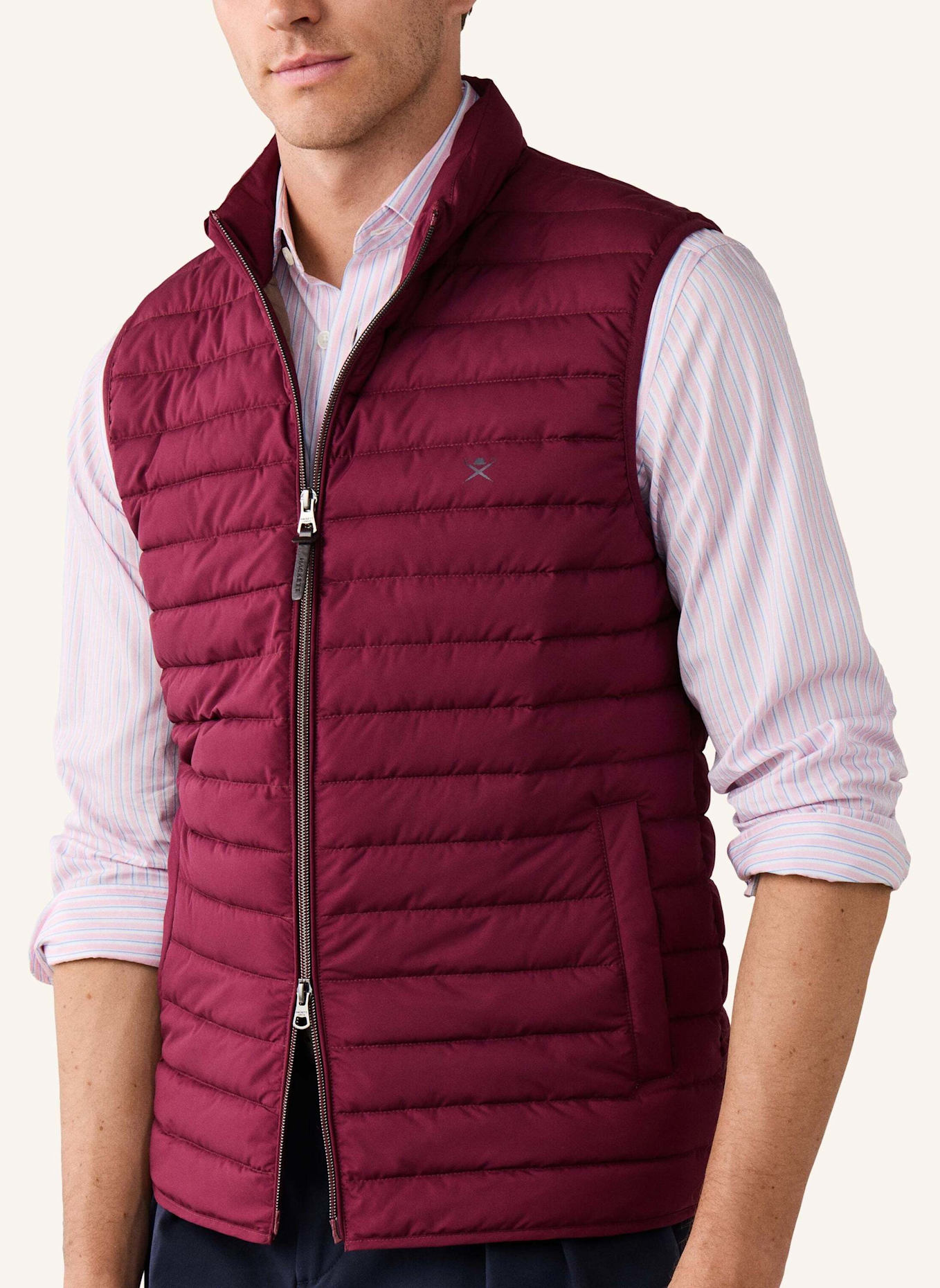 HACKETT LONDON Gilet ULTRA LW GILET: ROT