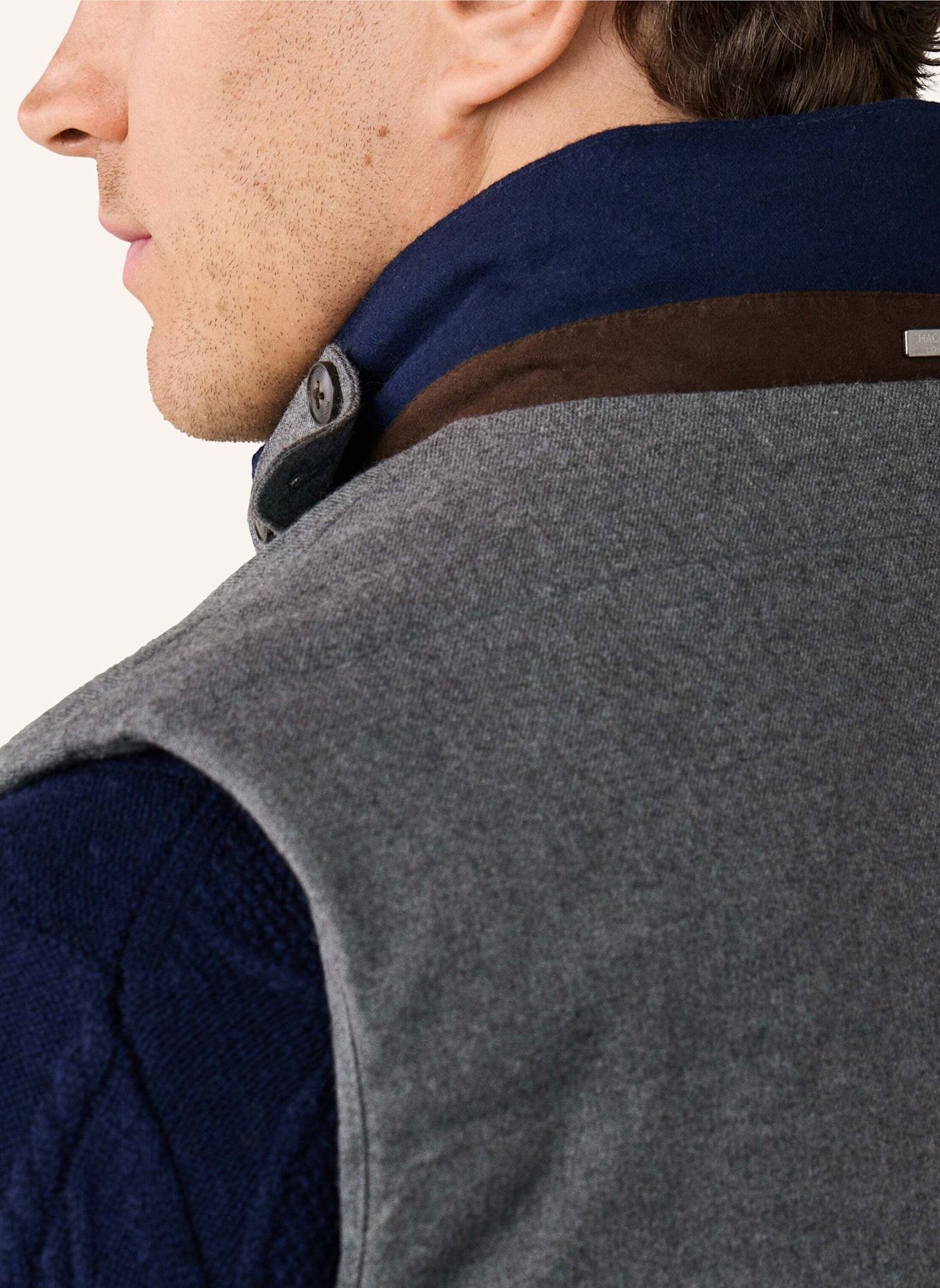 HACKETT LONDON Gilet TAILORED FLAN GILET: DUNKELGRAU