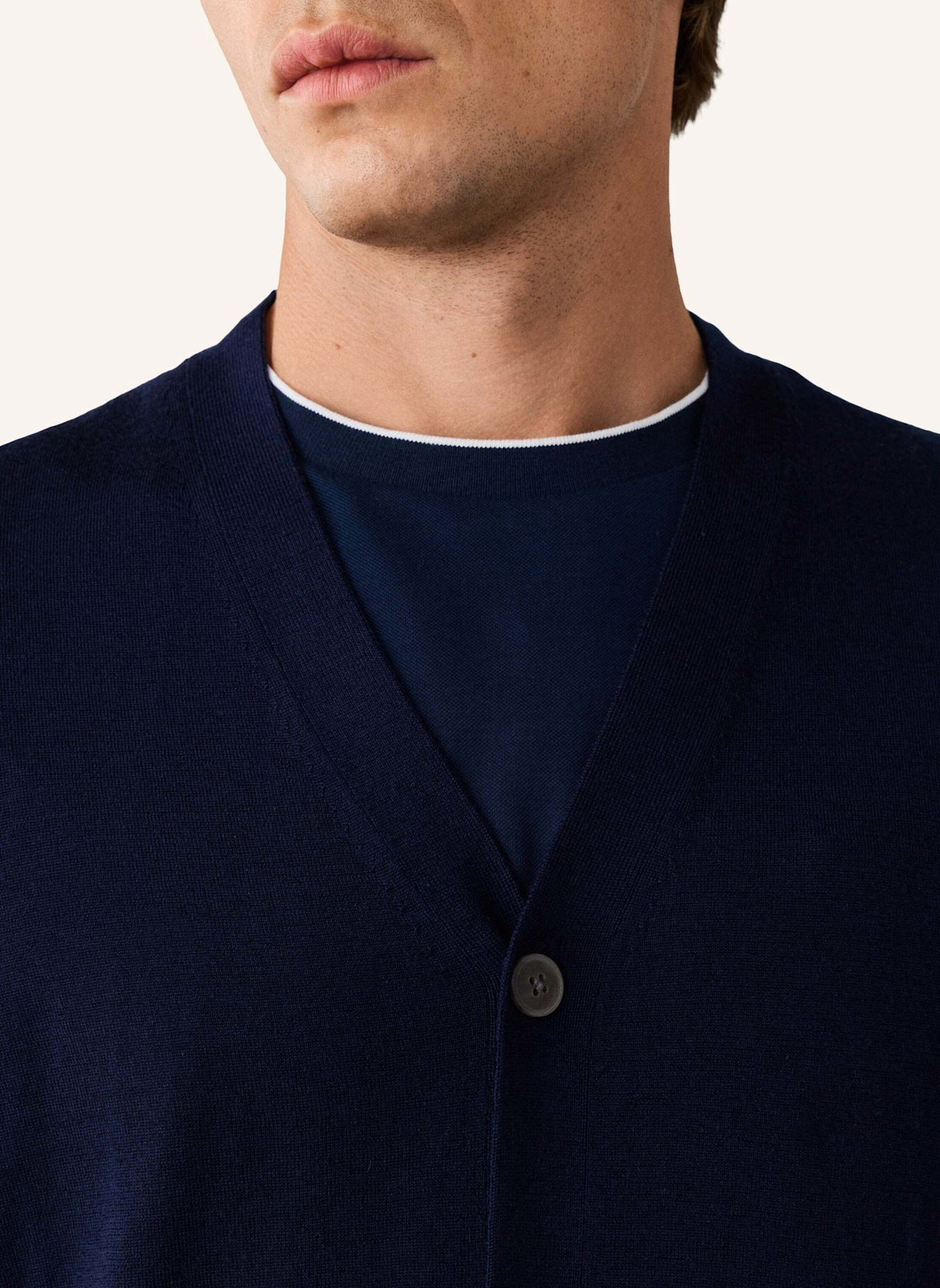 HACKETT LONDON Strickjacken Cardigan ESS MERINO CARDIGAN: BLAU