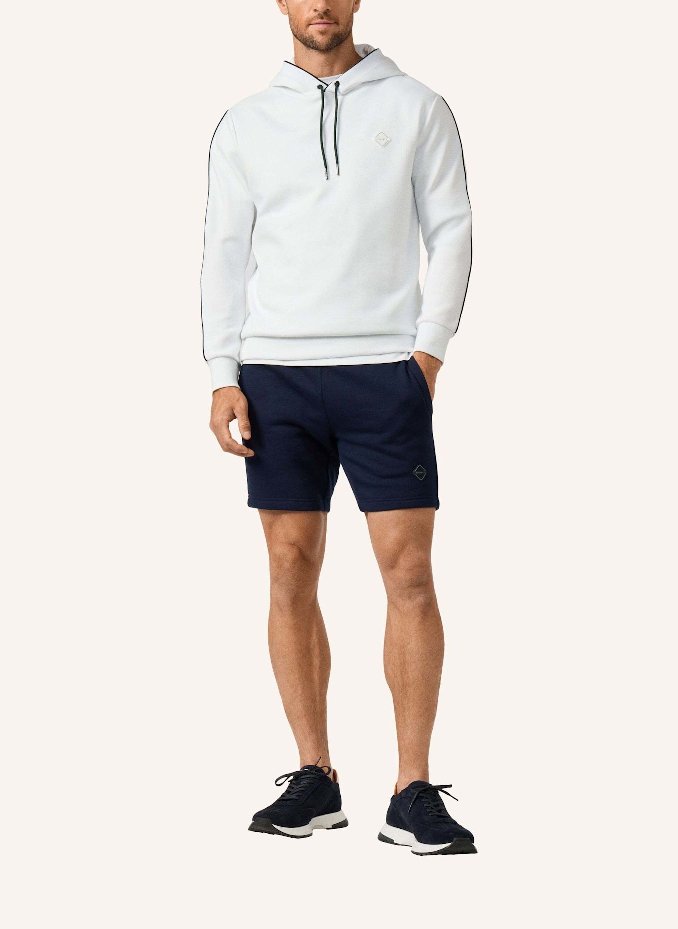 HACKETT LONDON Hoodieshirt HS BADGE HOODY: WEISS