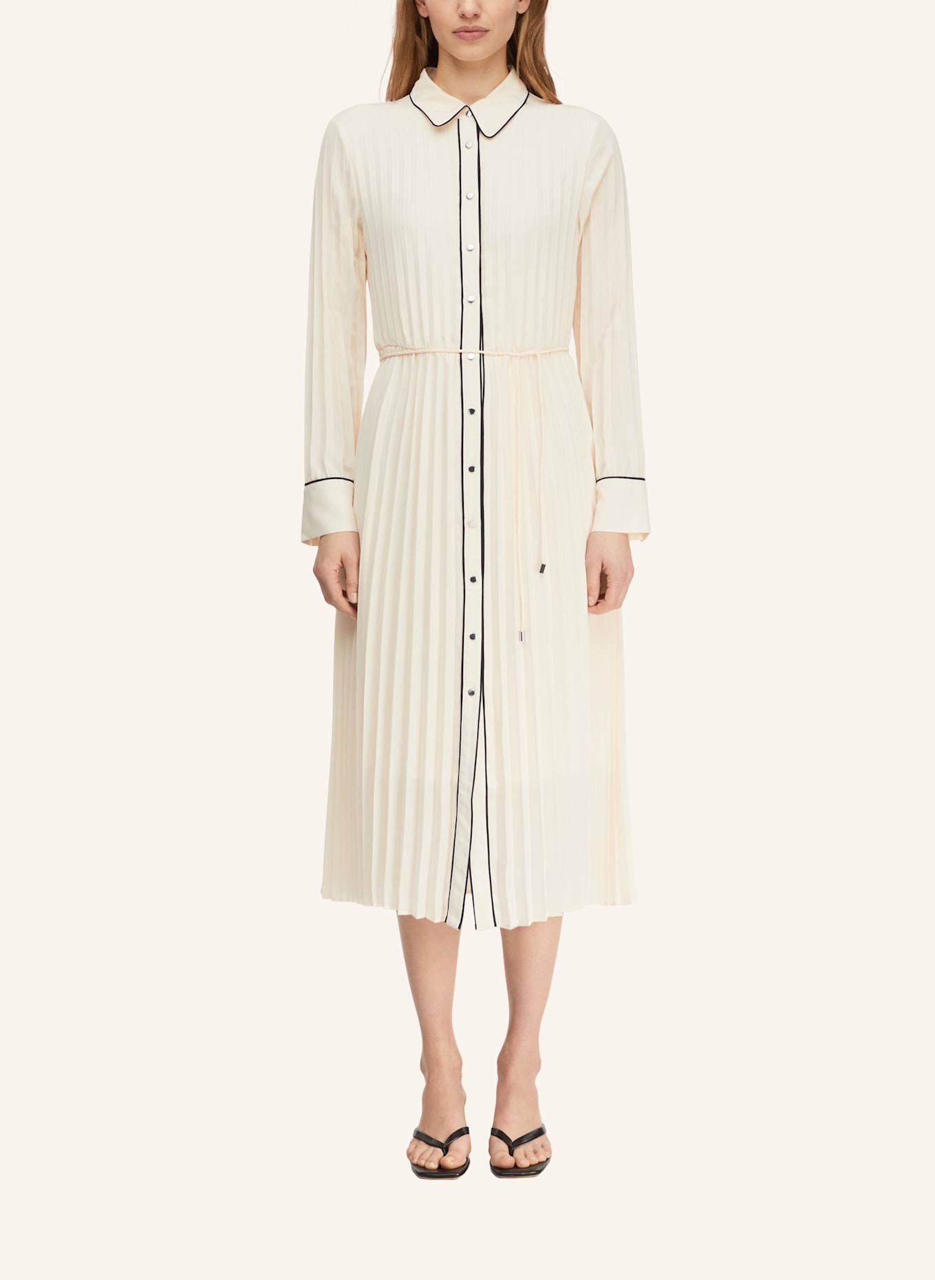 comma Kleid: CREME