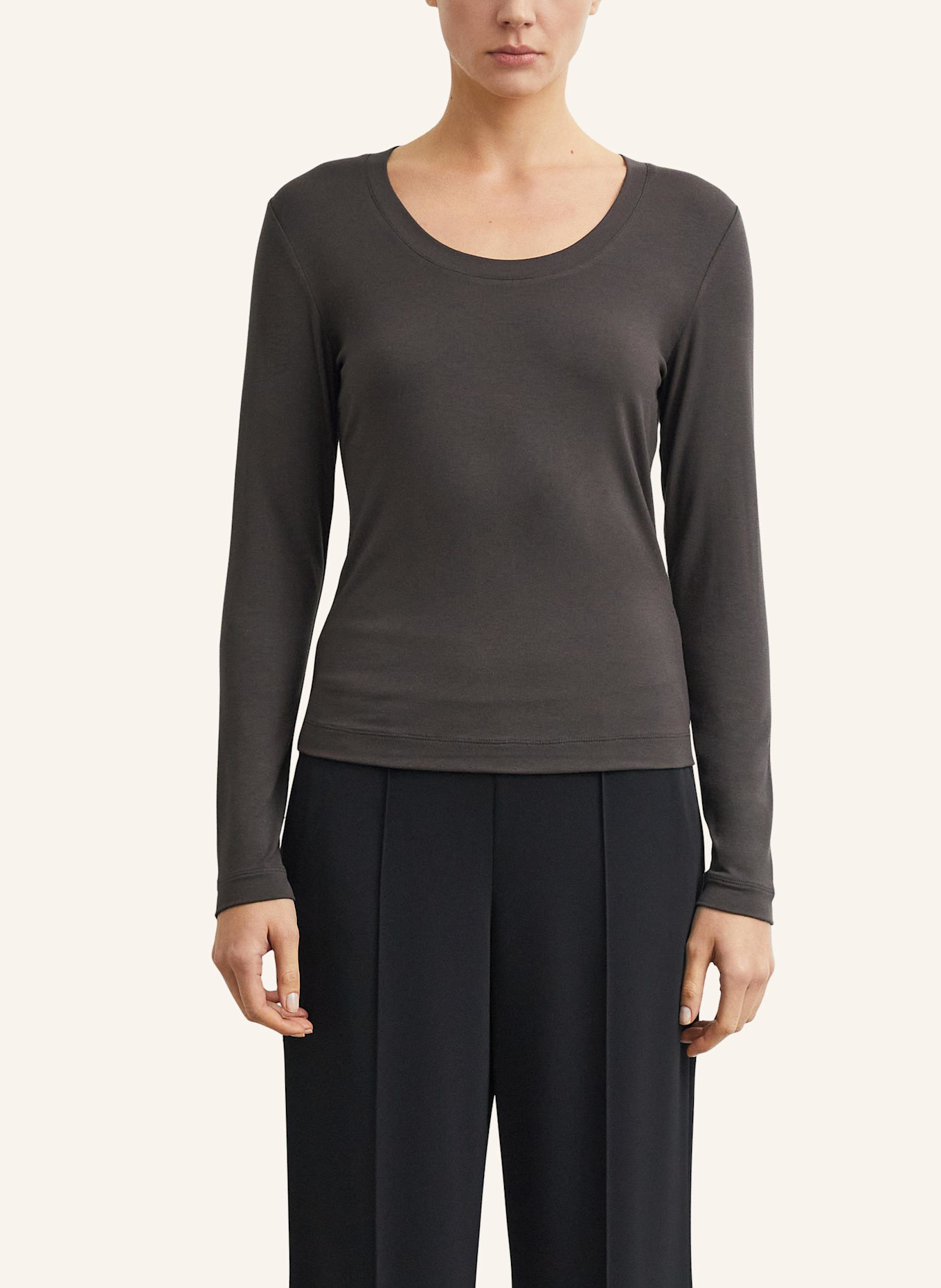 comma T-Shirt: BRAUN