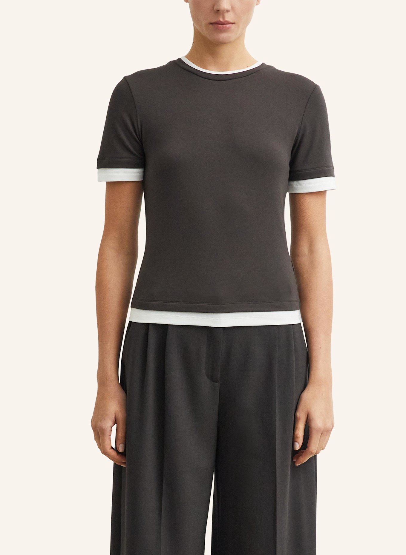 comma T-Shirt: BRAUN