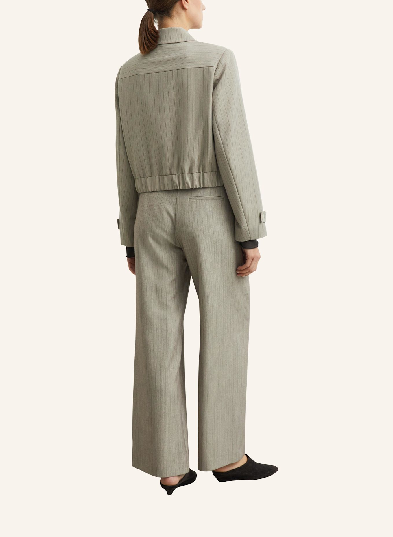 comma Hose: BEIGE