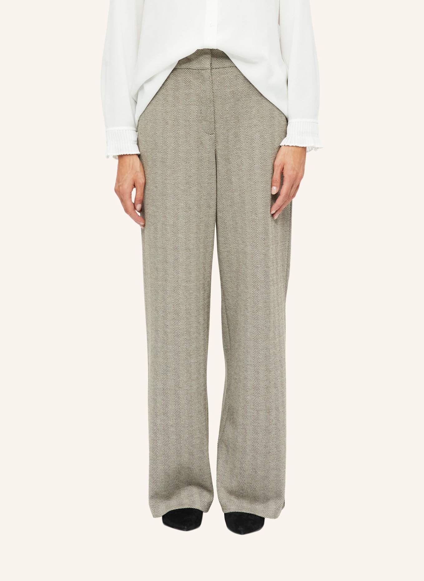 s.Oliver Hose: BRAUN
