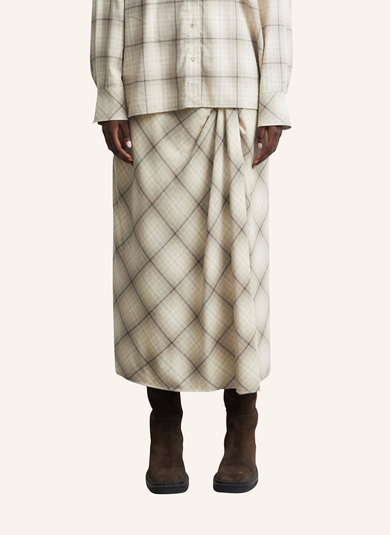 COMMA Bluse: BEIGE