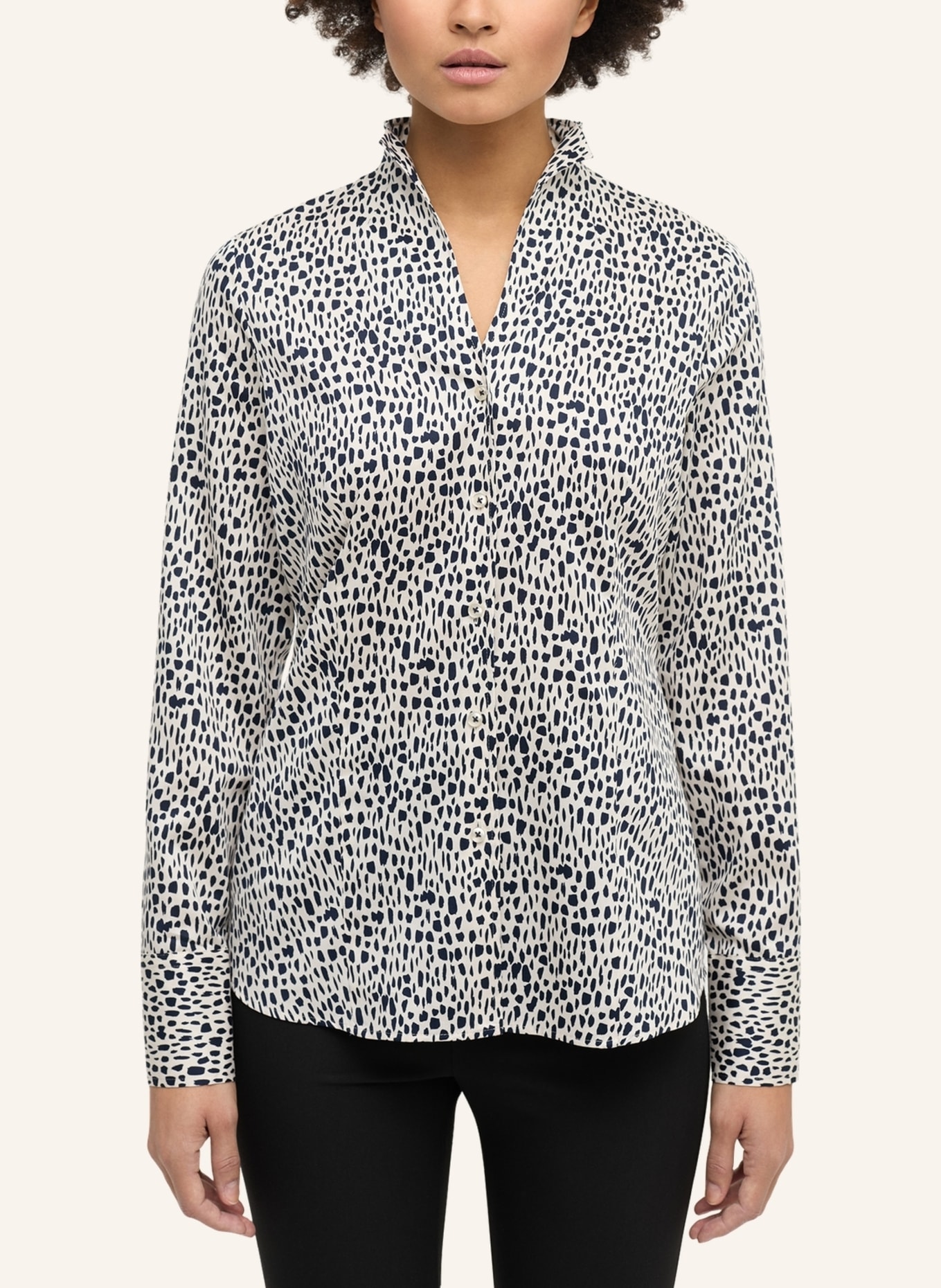 ETERNA Bluse REGULAR FIT, Farbe: WEISS/ DUNKELBLAU (Bild 4)