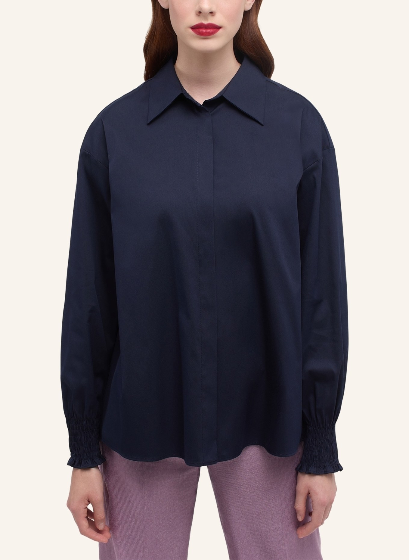ETERNA Bluse OVERSIZE FIT, Farbe: DUNKELBLAU (Bild 4)