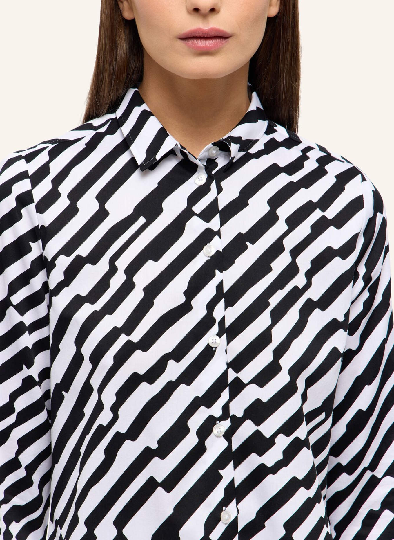 ETERNA Bluse REGULAR FIT: SCHWARZ