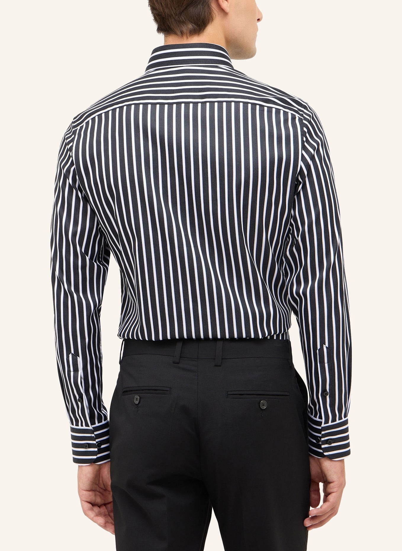 1863 by ETERNA Hemd SLIM FIT: SCHWARZ