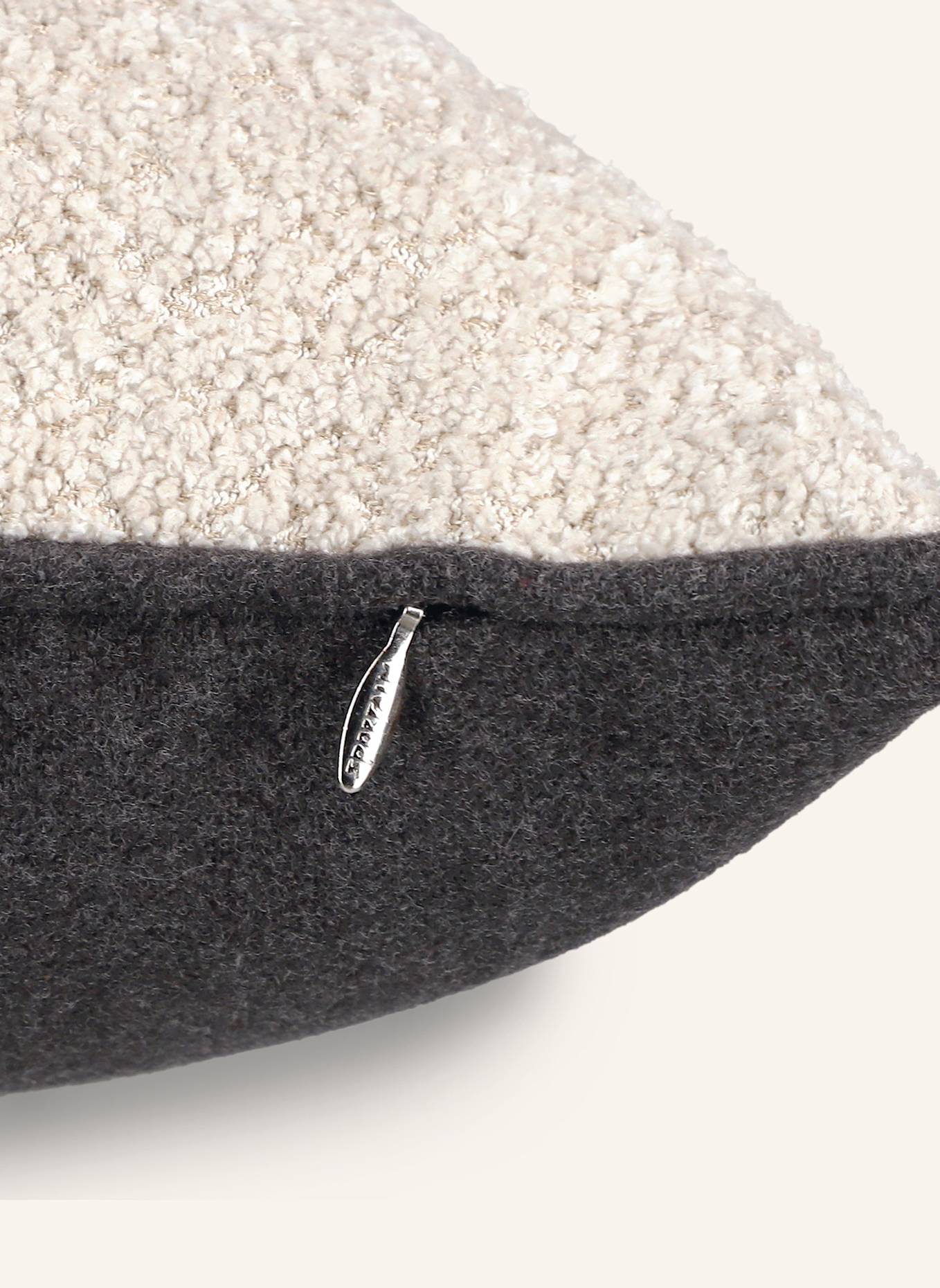 SPORTALM Zierkissenhülle BOUCLÈ DEER: CAMEL