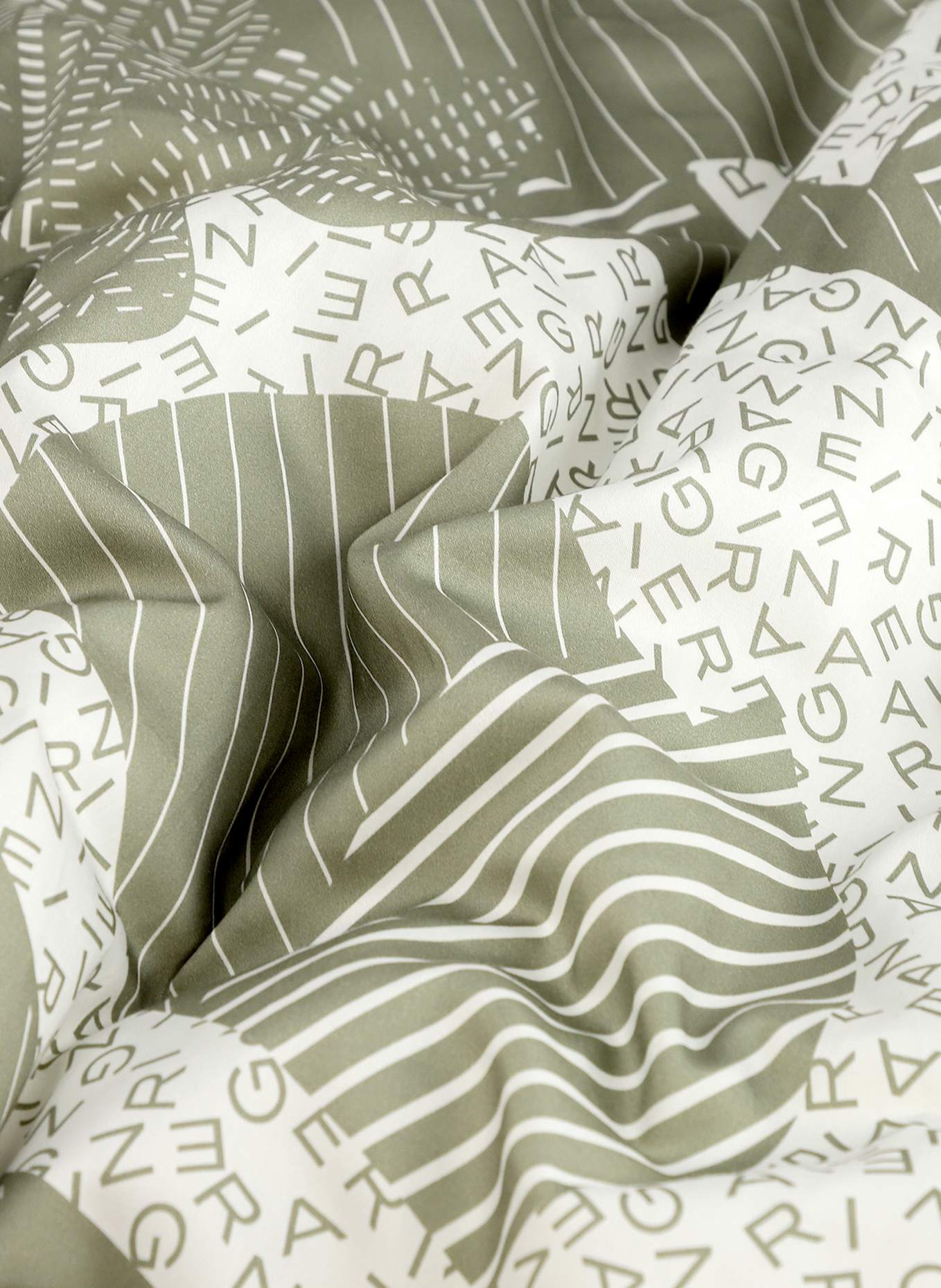 AIGNER Satin Bettwäsche DENA: GRÜN