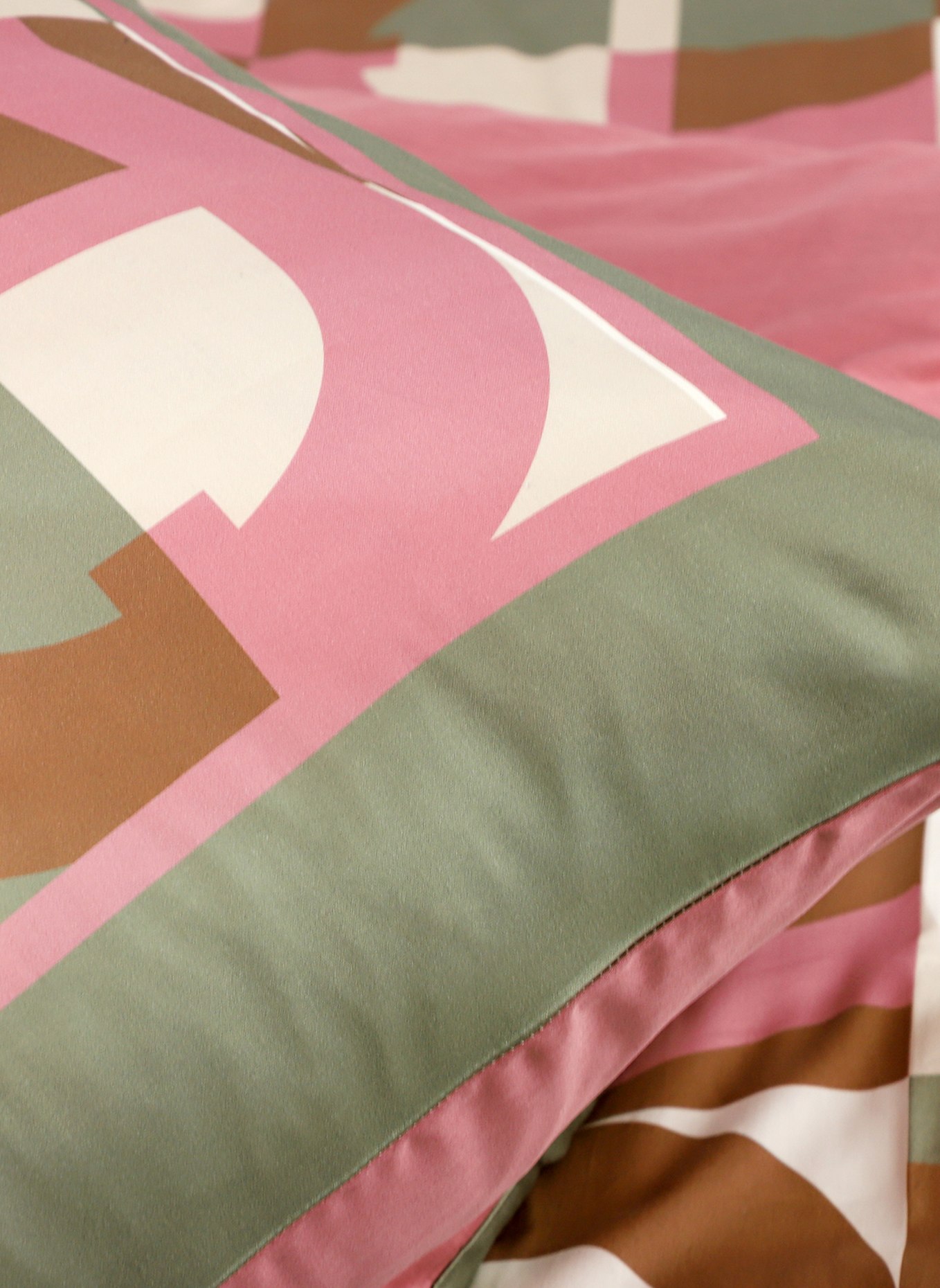 AIGNER Satin Bettwäsche DORA: GRÜN