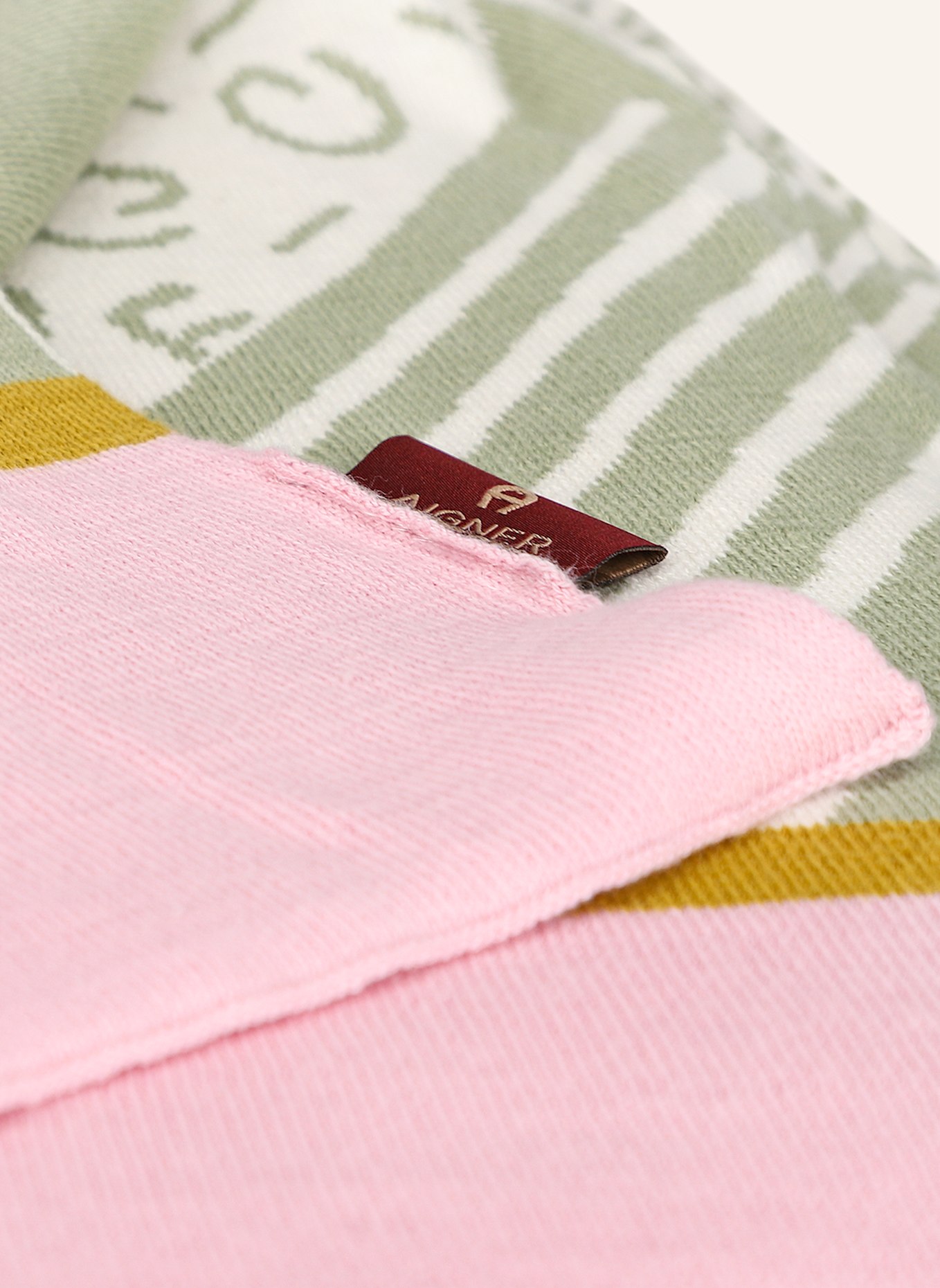 AIGNER Wohndecke DENA: GRÜN