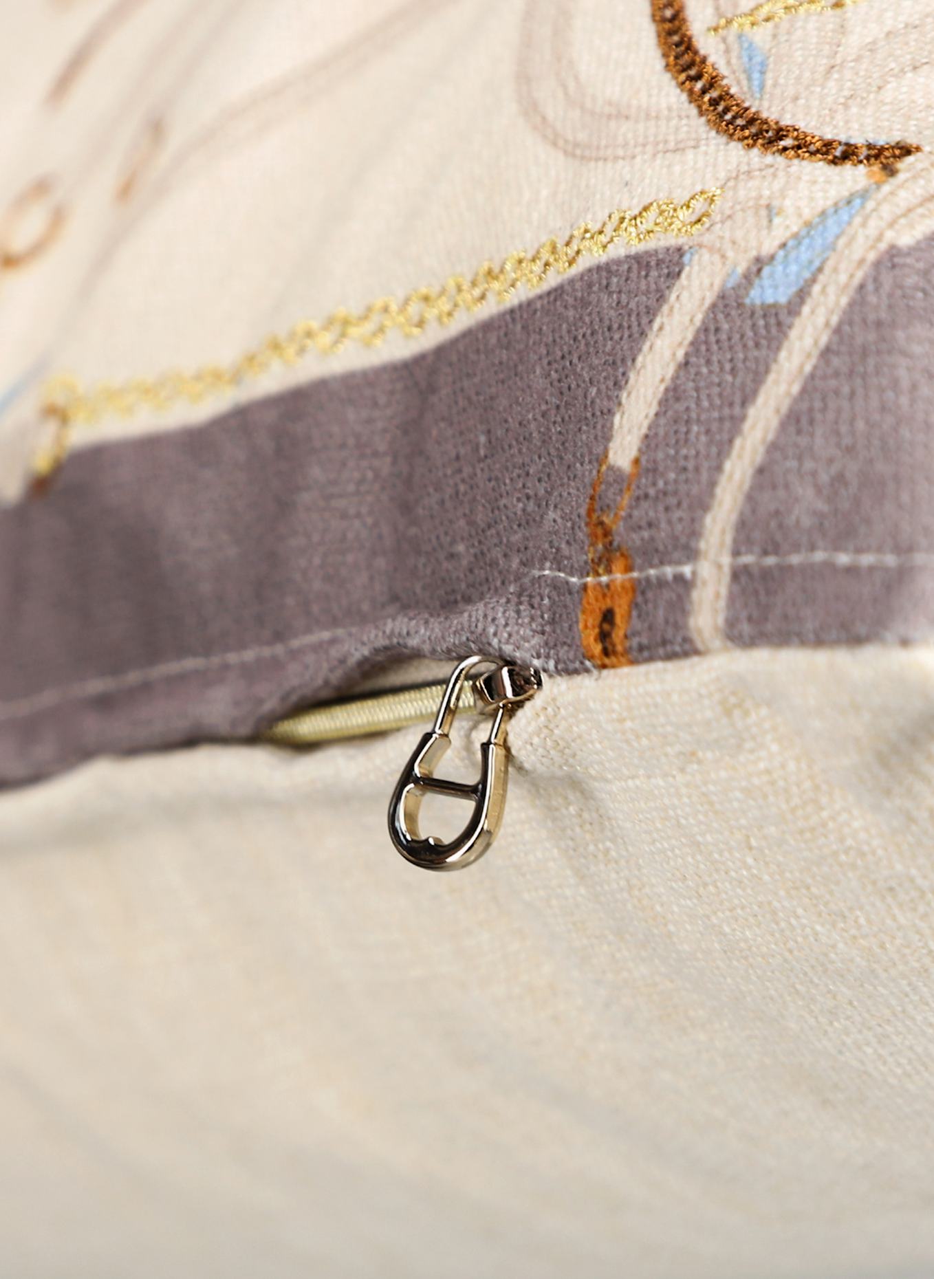 AIGNER Zierkissenhülle DEBBIE: BEIGE